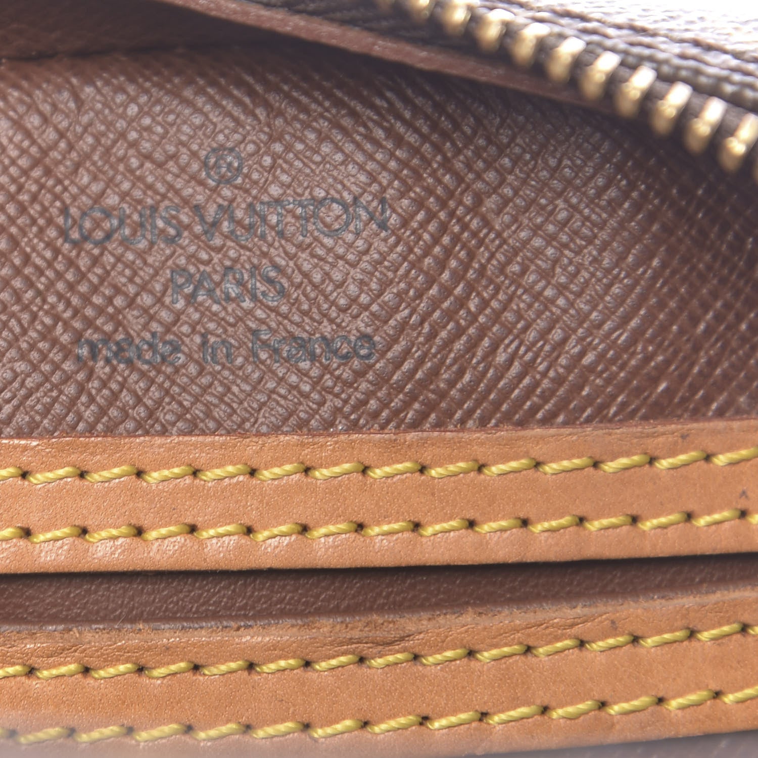 Louis Vuitton Monogram Blois 6 of 9