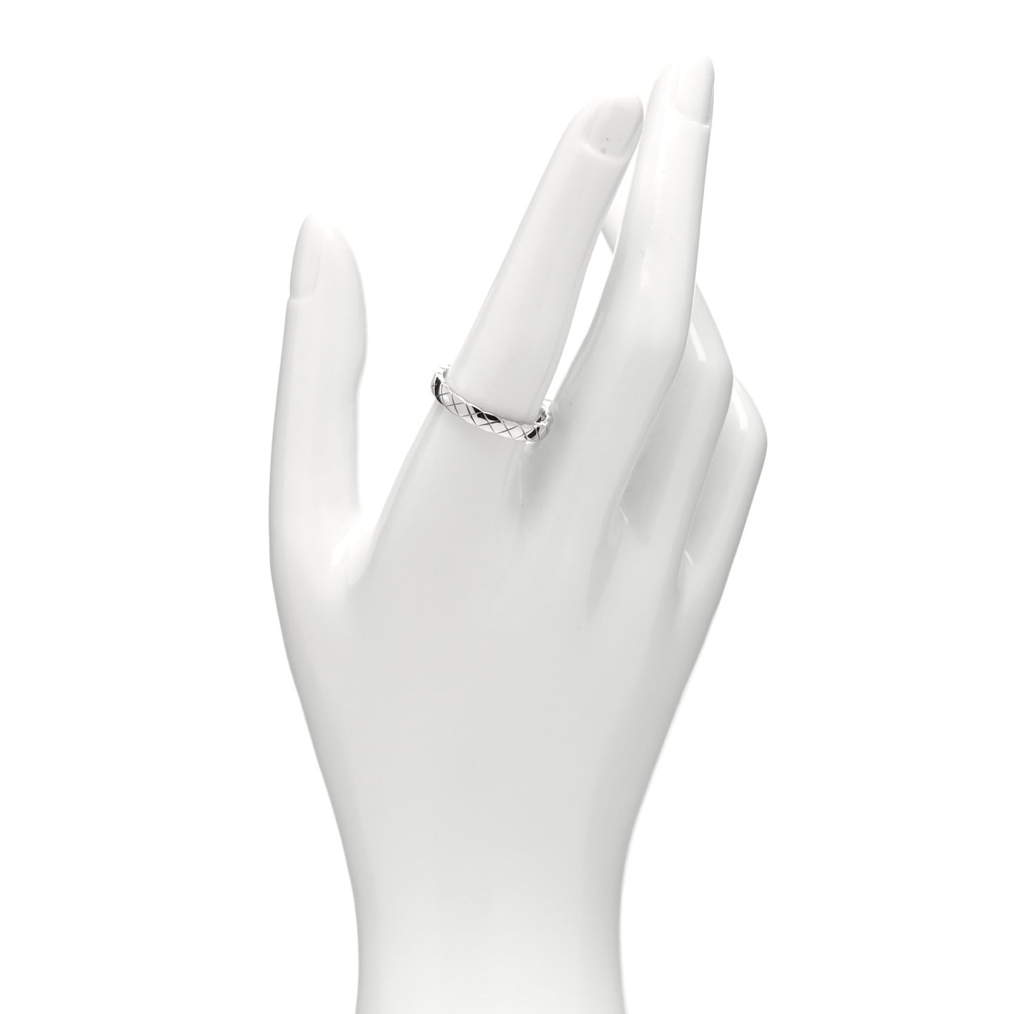 18K White Gold Mini Coco Crush Ring 58 8.25