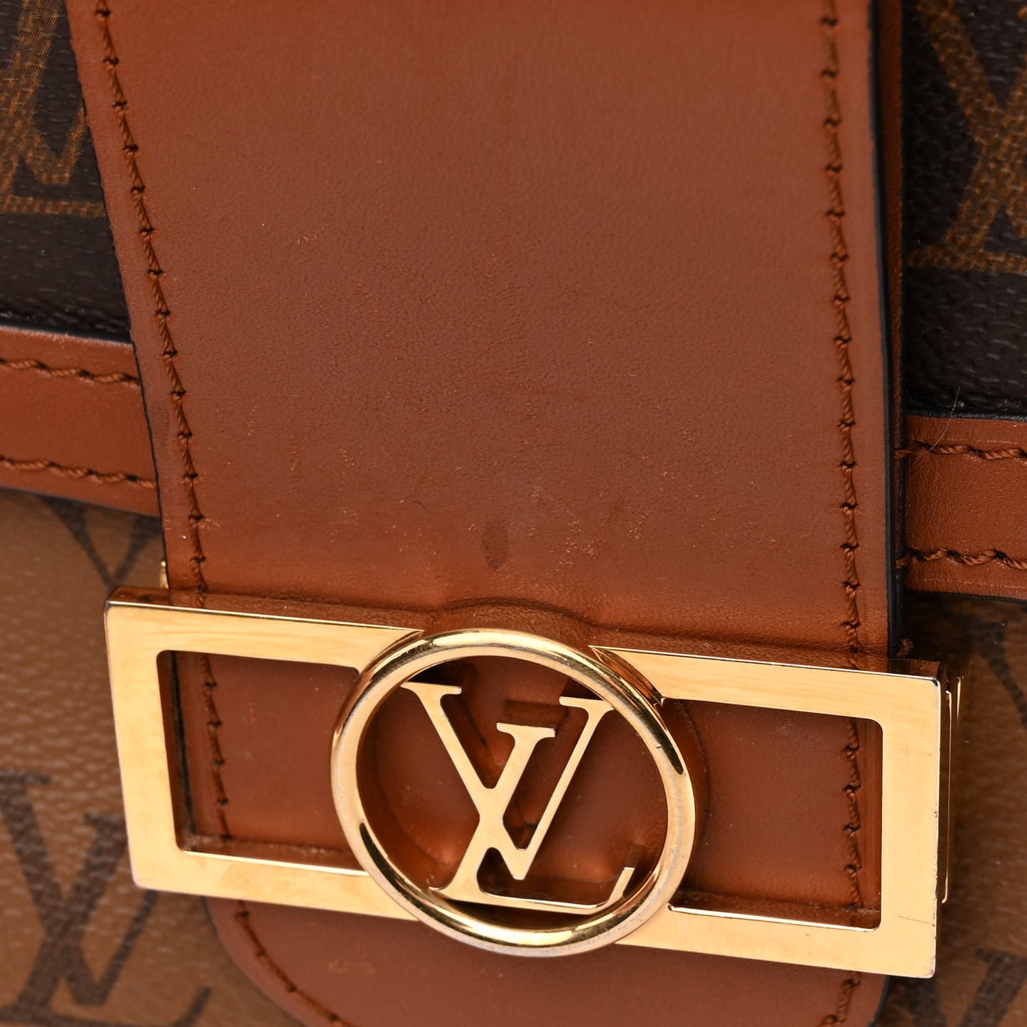 Reverse Monogram Dauphine MM