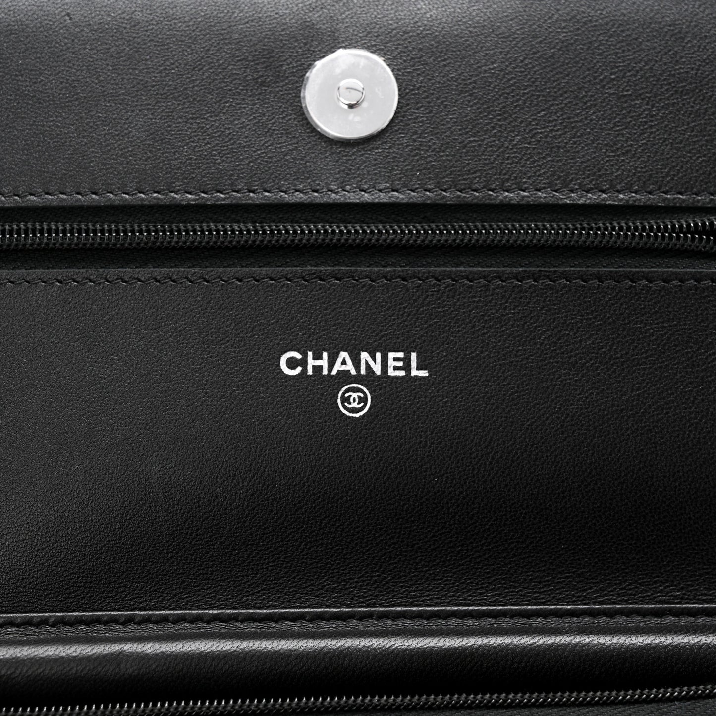 Lambskin Quilted Wallet On Chain WOC Black