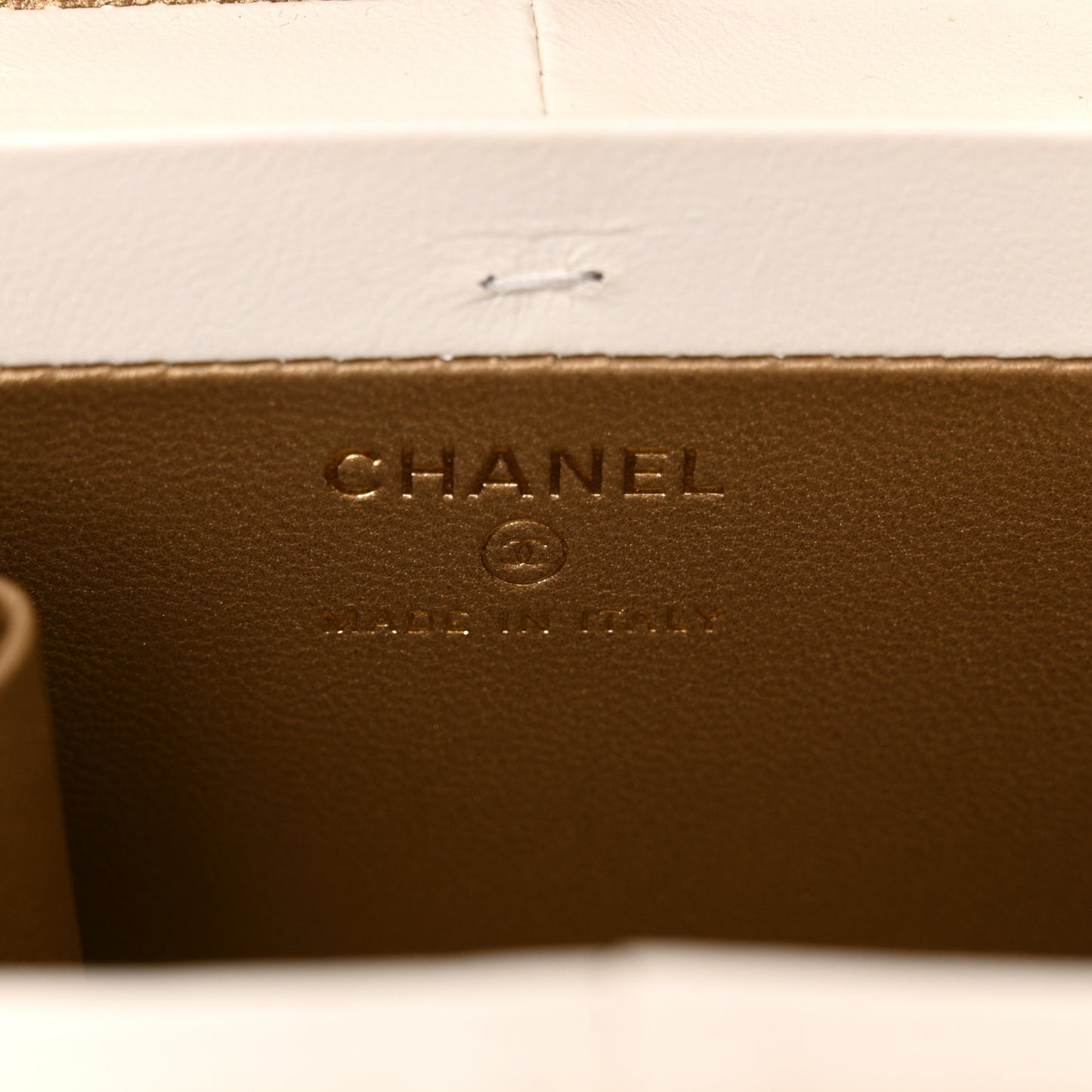 Lambskin Quilted Vanity Clutch With Chain White