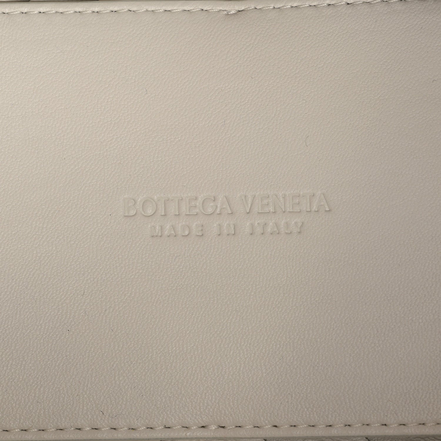 Bottega Veneta Nappa Intrecciato Small Andiamo Shoulder Bag White 6 of 10