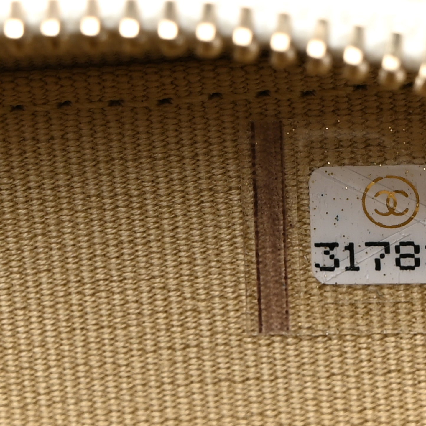 Lambskin Quilted CC Pearl Crush Camera Case White