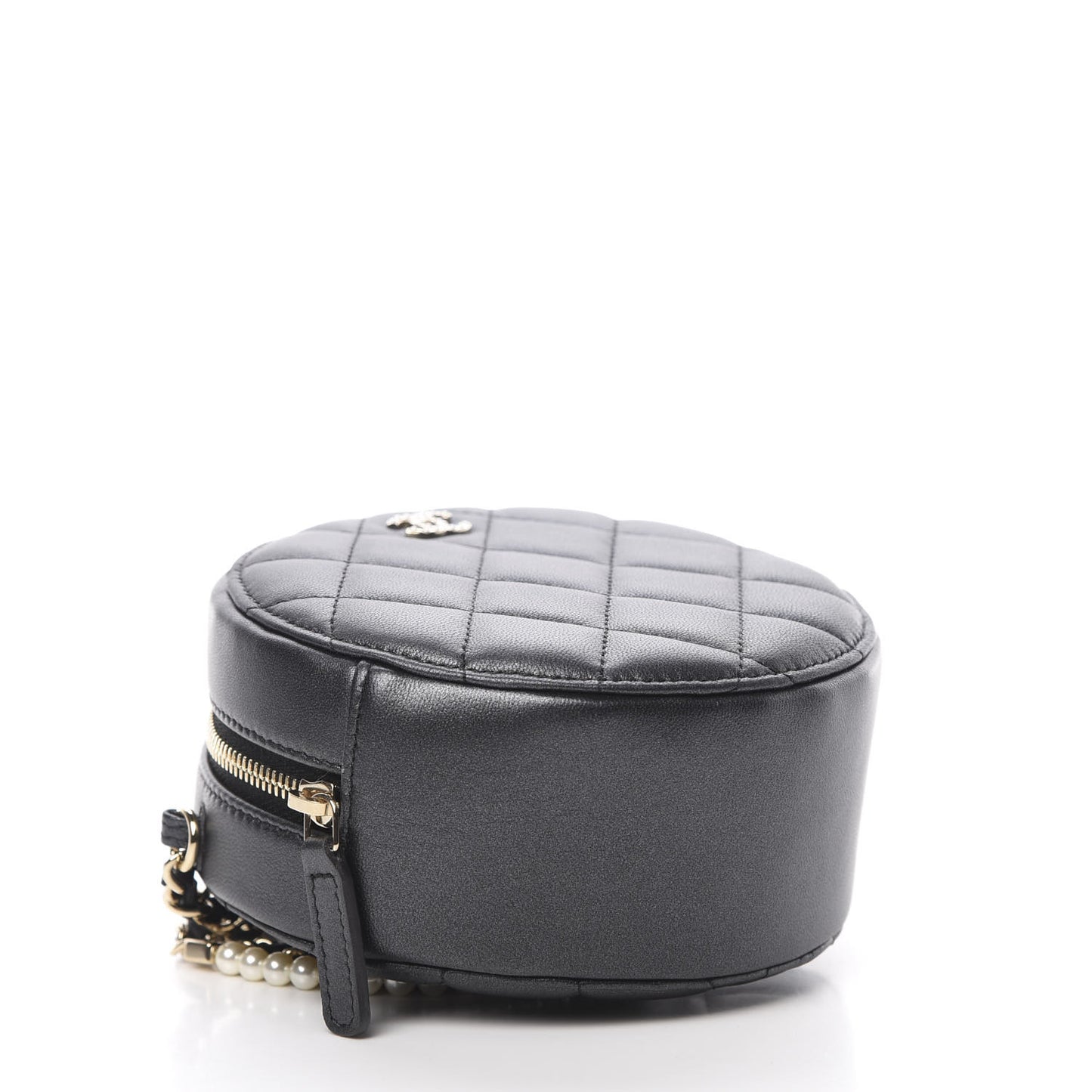 Iridescent Lambskin Quilted Pearl Round Clutch With Chain Black