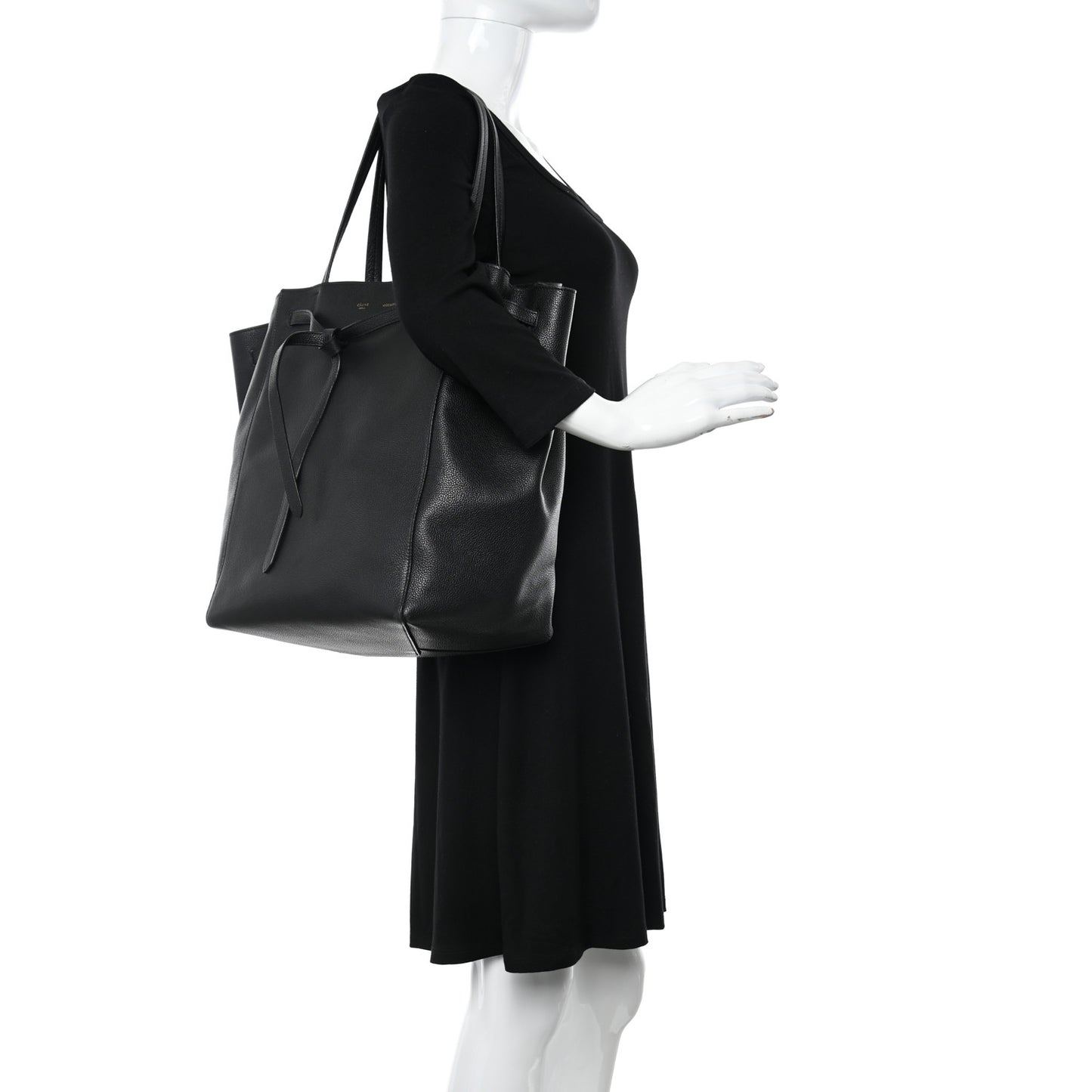 Soft Grained Calfskin Medium Belt Cabas Phantom Black
