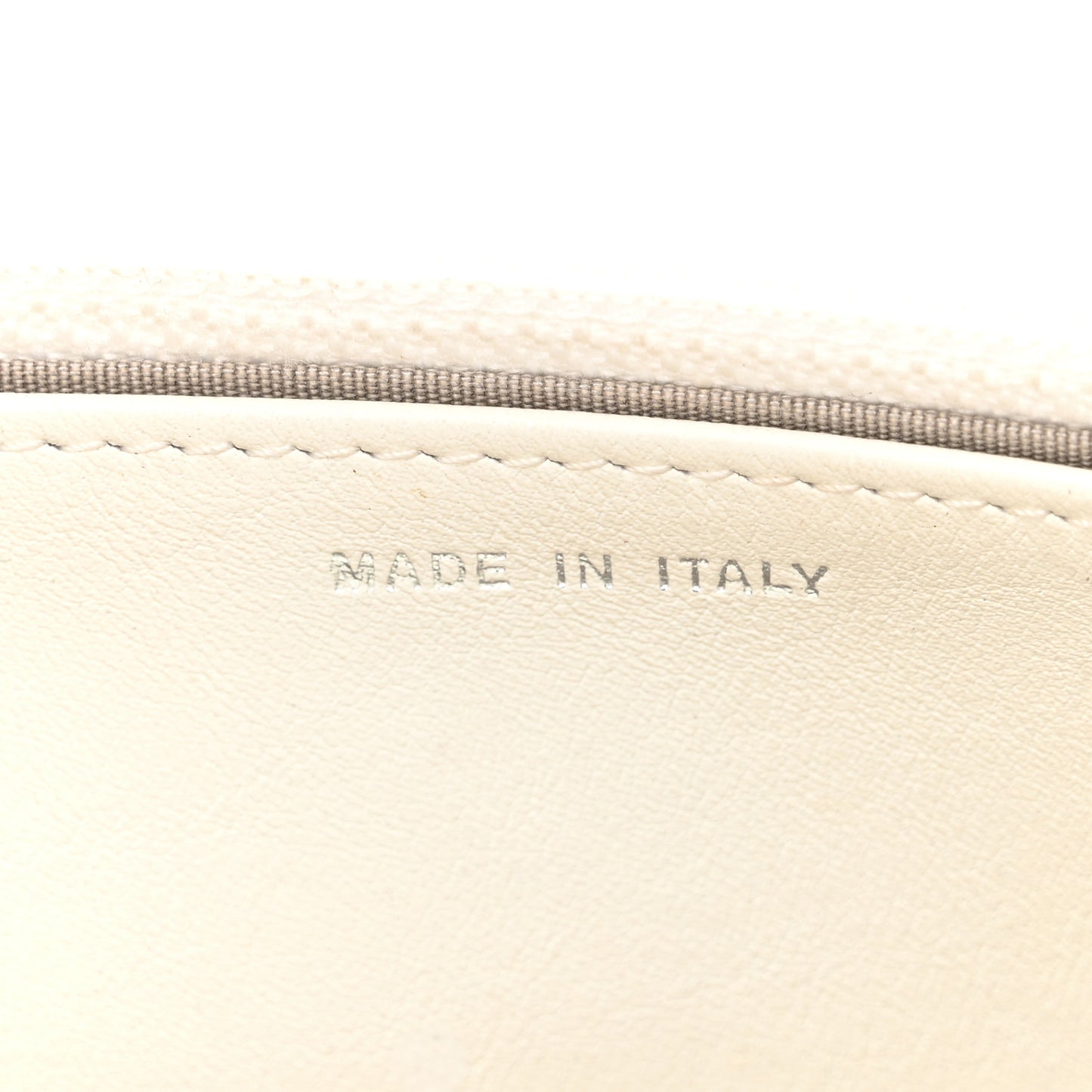 Metallic Caviar Sevruga Wallet on Chain WOC White