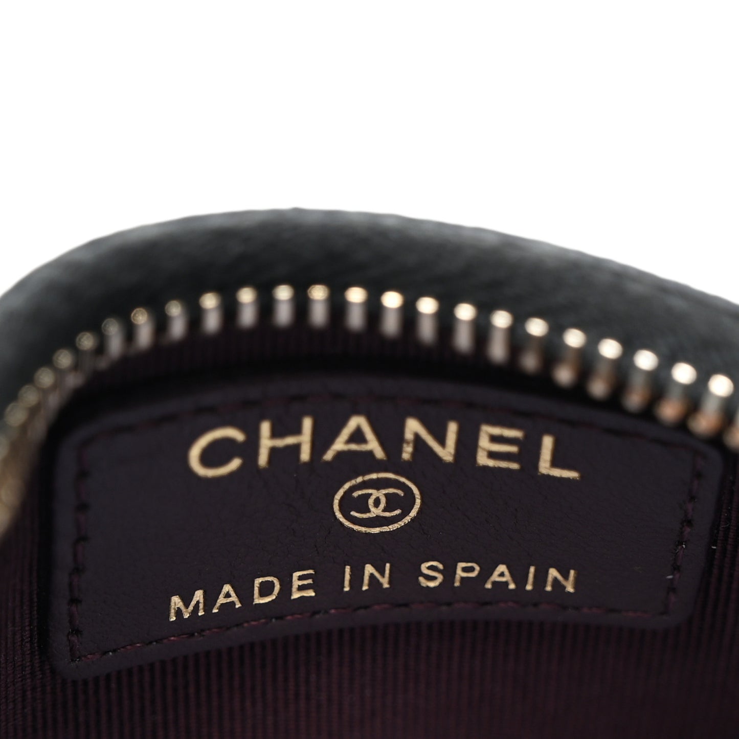 Caviar Quilted CC Zip Card Holder Black