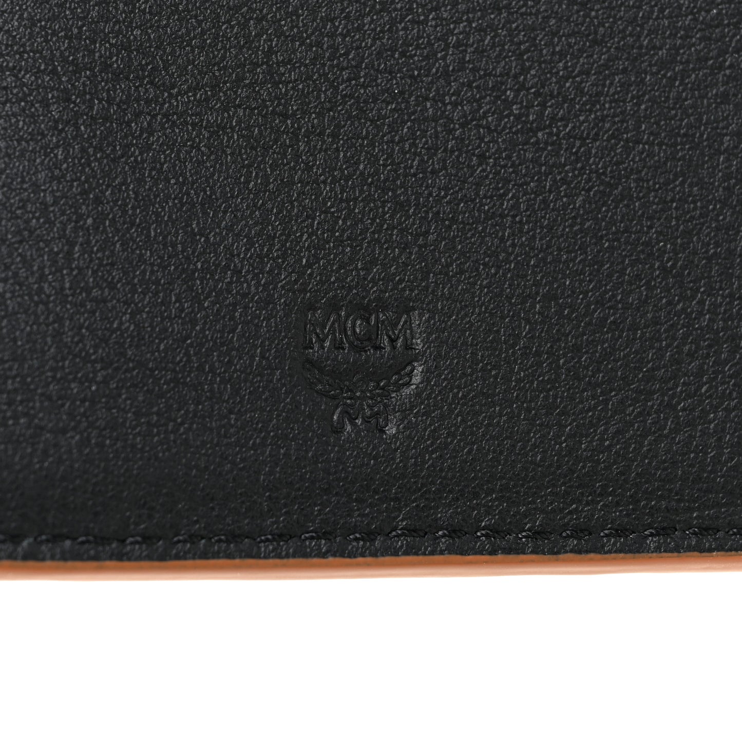 Calfskin Ottomar Wallet On Chain Black