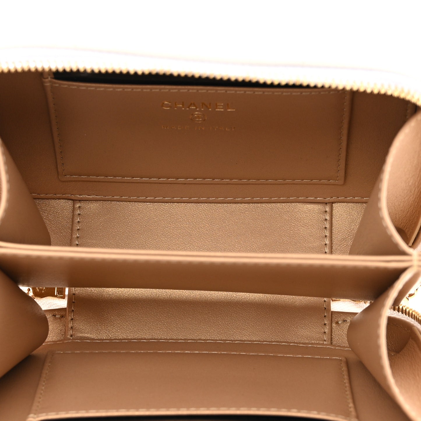 Lambskin Metal Quilted Mini Vanity Case With Chain White Gold