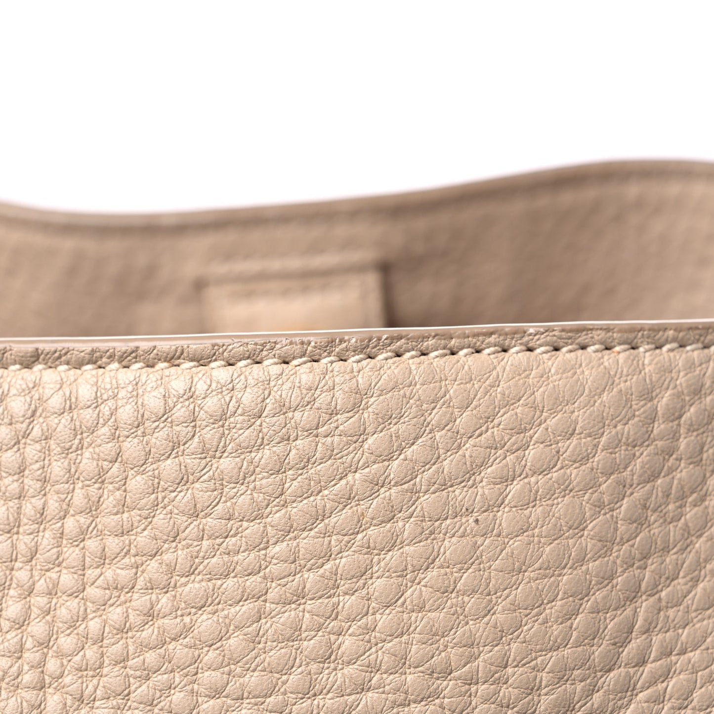 Vitello Daino Shoulder Bag Sabbia