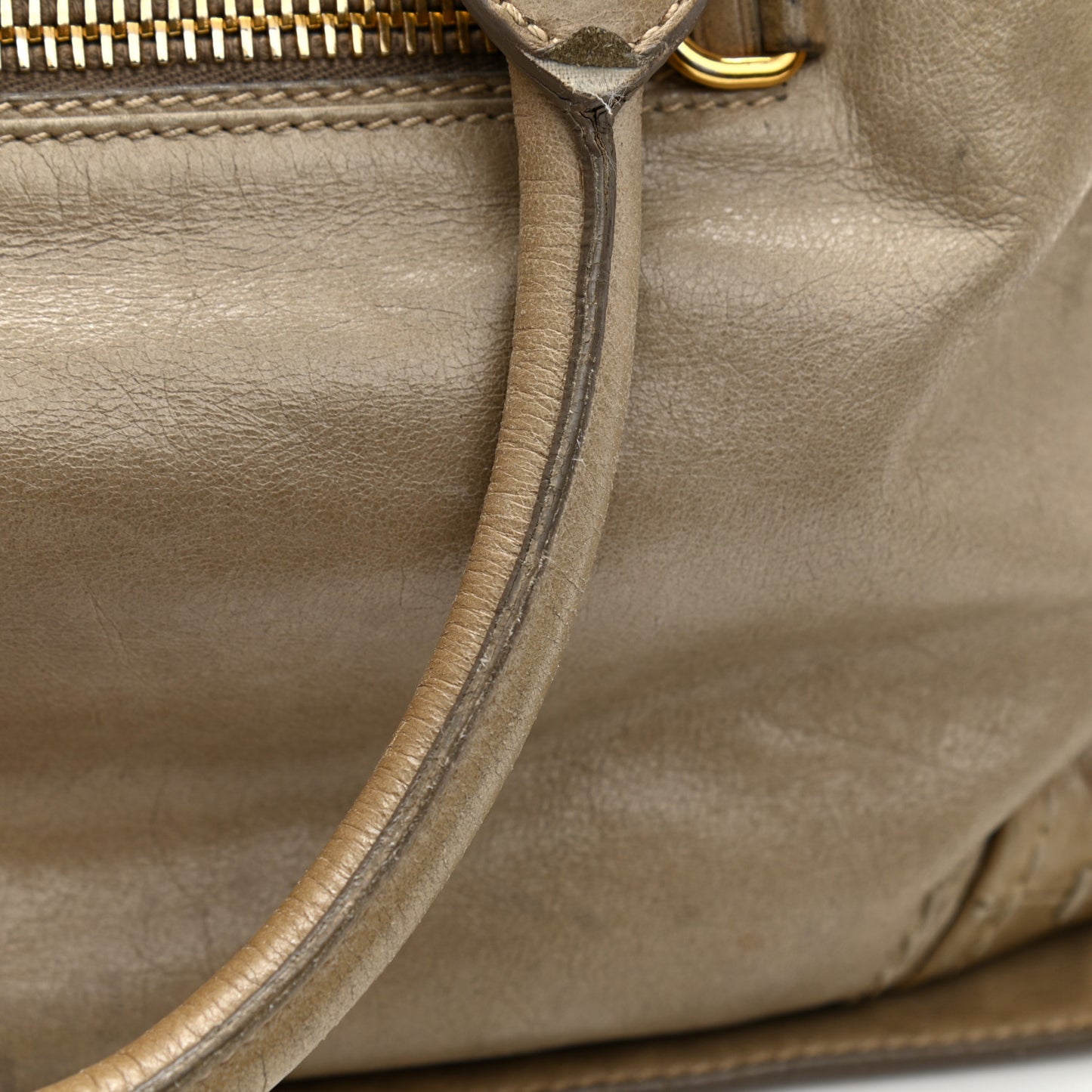 Vitello Shine Shopping Satchel Cammeo