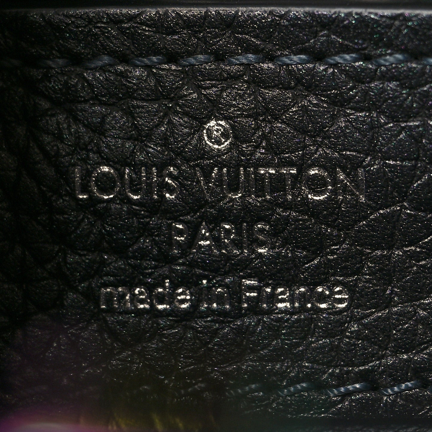 Taurillon Capucines BB Scarabeo Iridescent Black