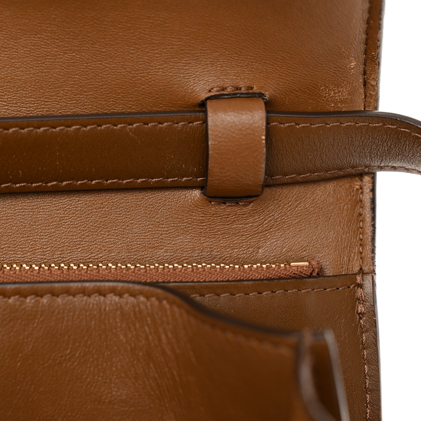 Smooth Calfskin Medium Classic Box Flap Bag Camel