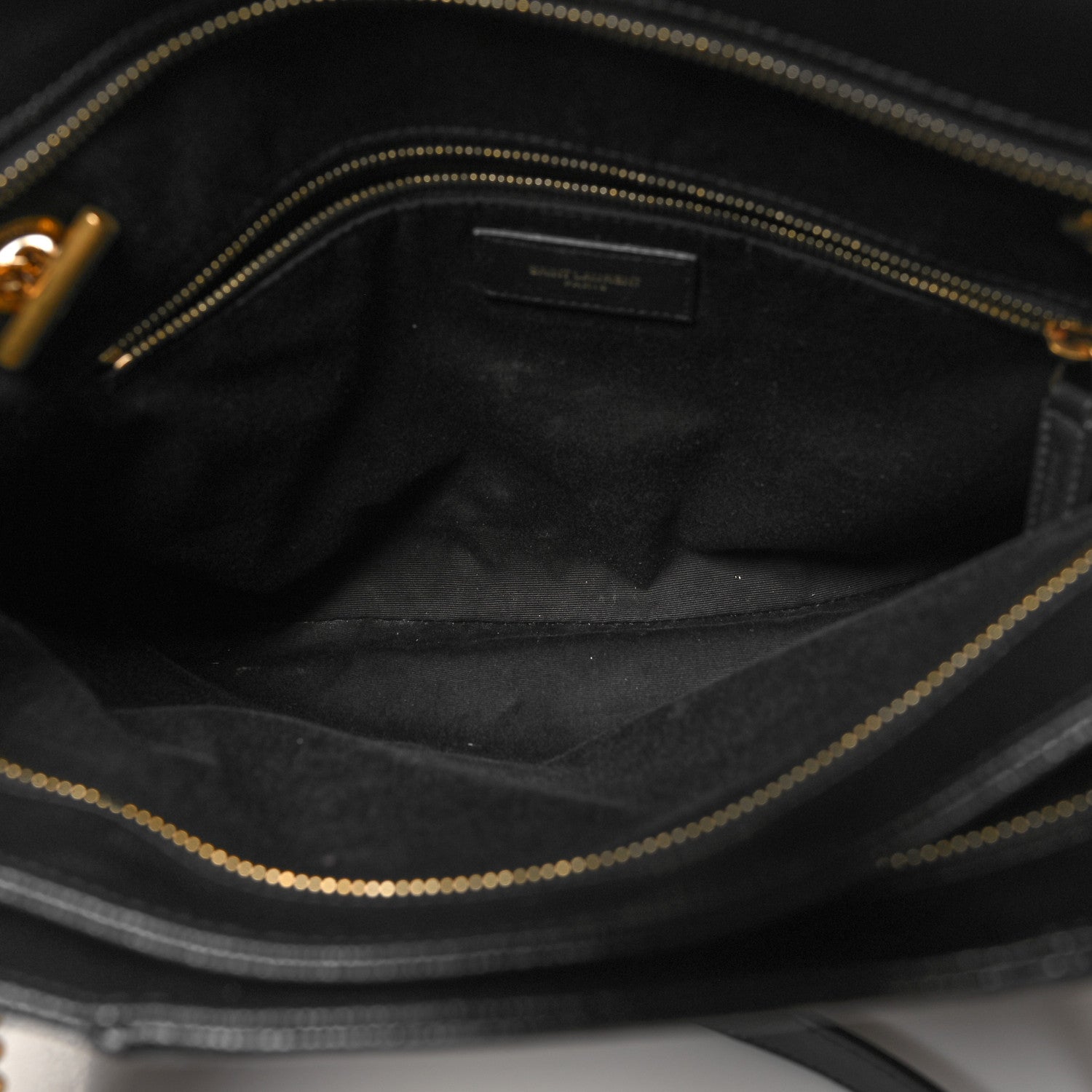 Saint Laurent Grain de Poudre Matelasse Chevron Medium Tribeca Shopping Bag Black 6 of 12
