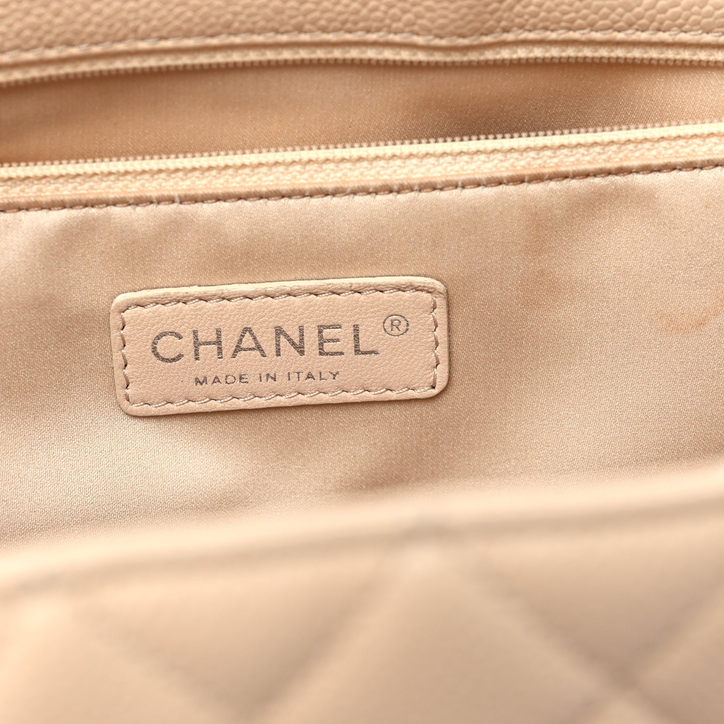 Caviar Quilted Grand Shopping Tote GST Beige Clair