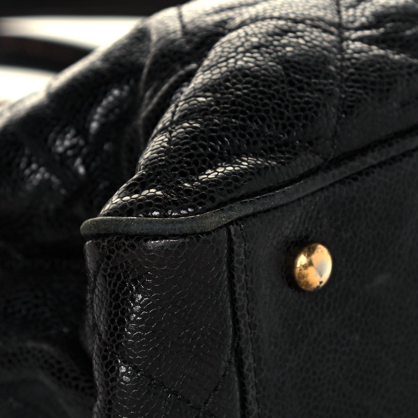 Glazed Caviar Quilted Small Shiva Tote Black