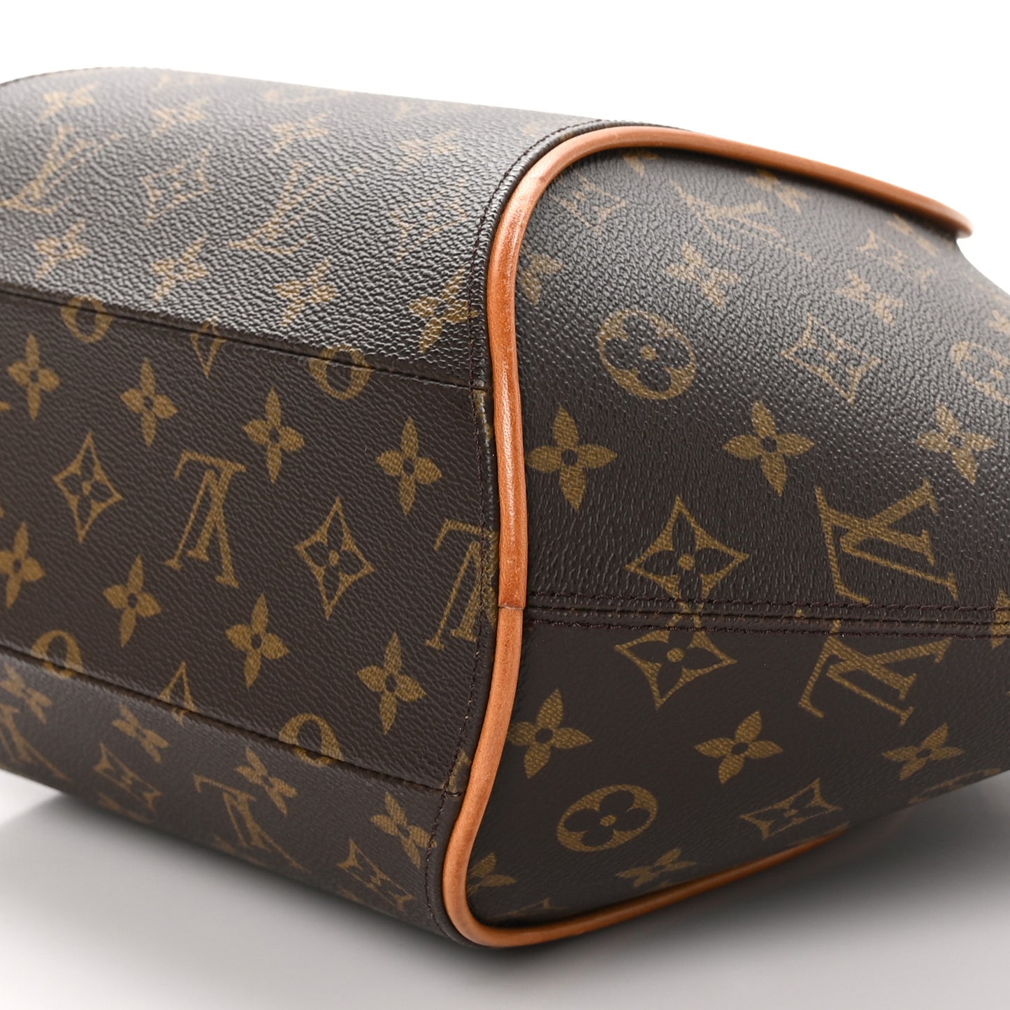 Monogram Ellipse MM