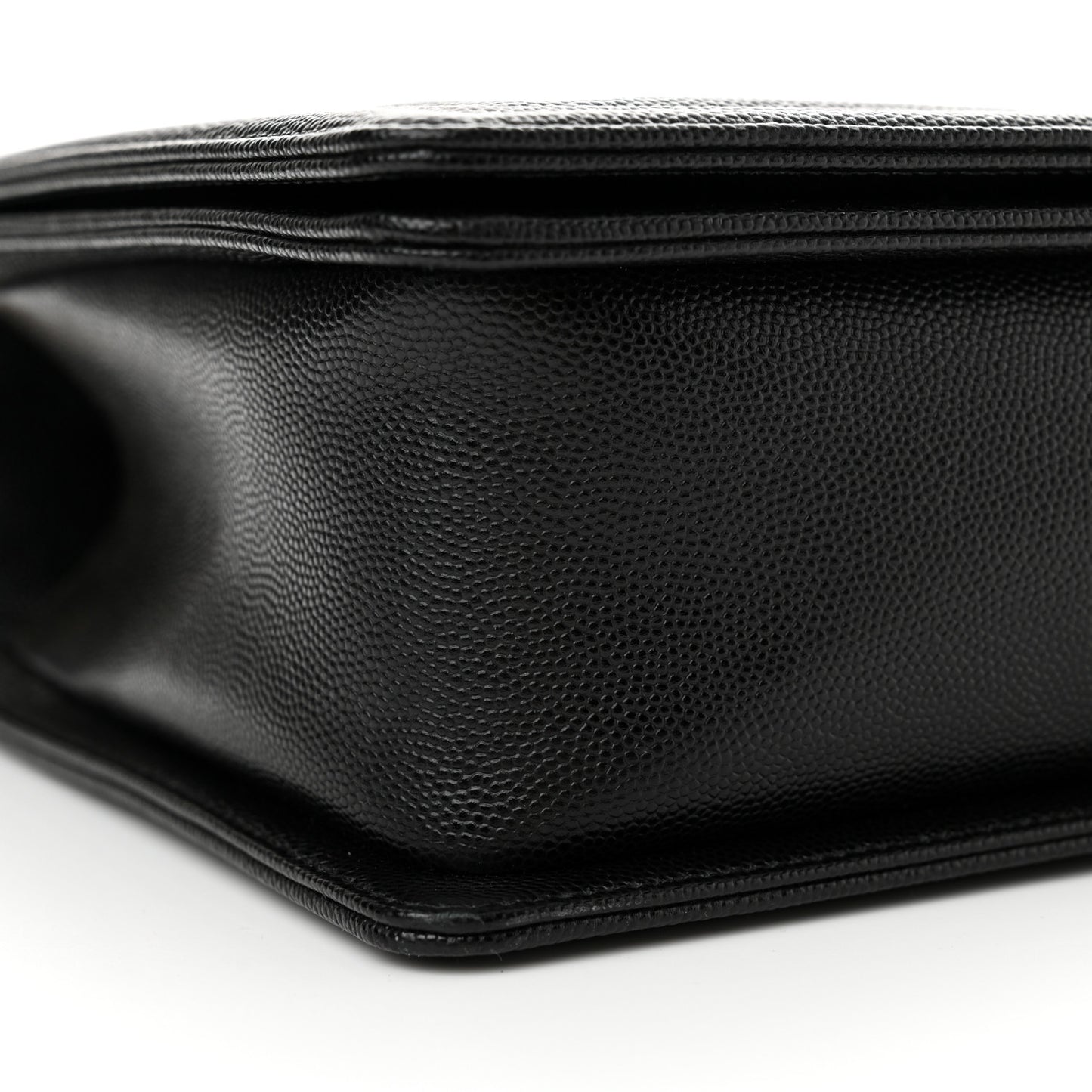Caviar Quilted New Medium Boy Flap Black