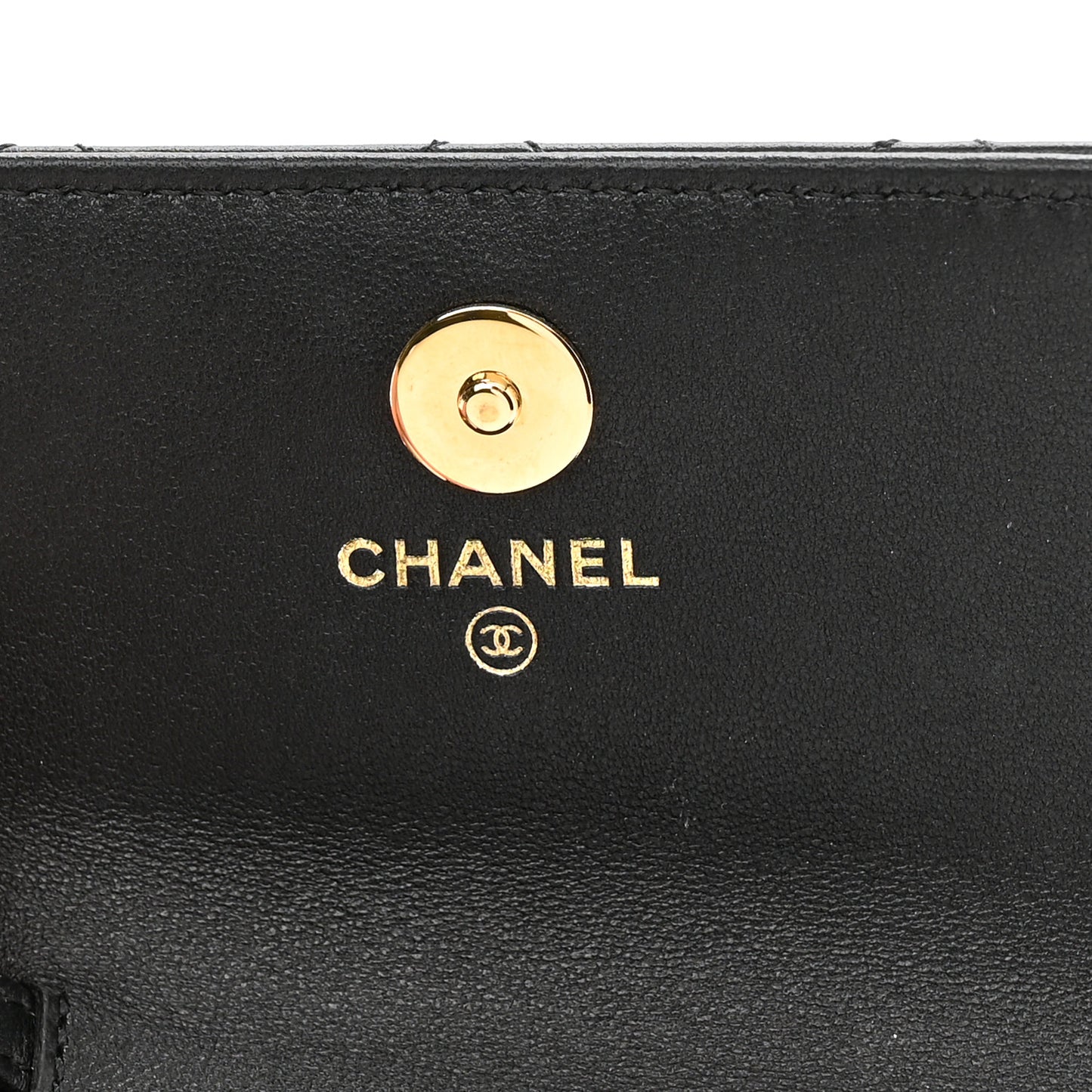 Lambskin Quilted Flap Card Holder With Cuff Black