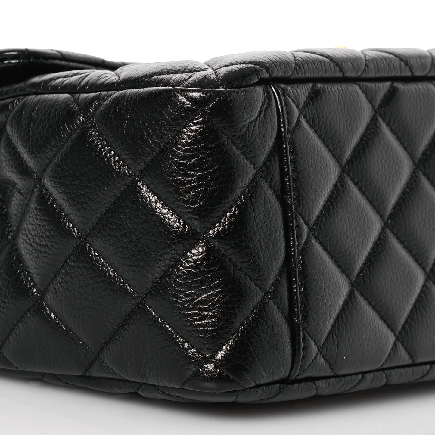 Caviar Quilted XXL Travel Flap Bag Black