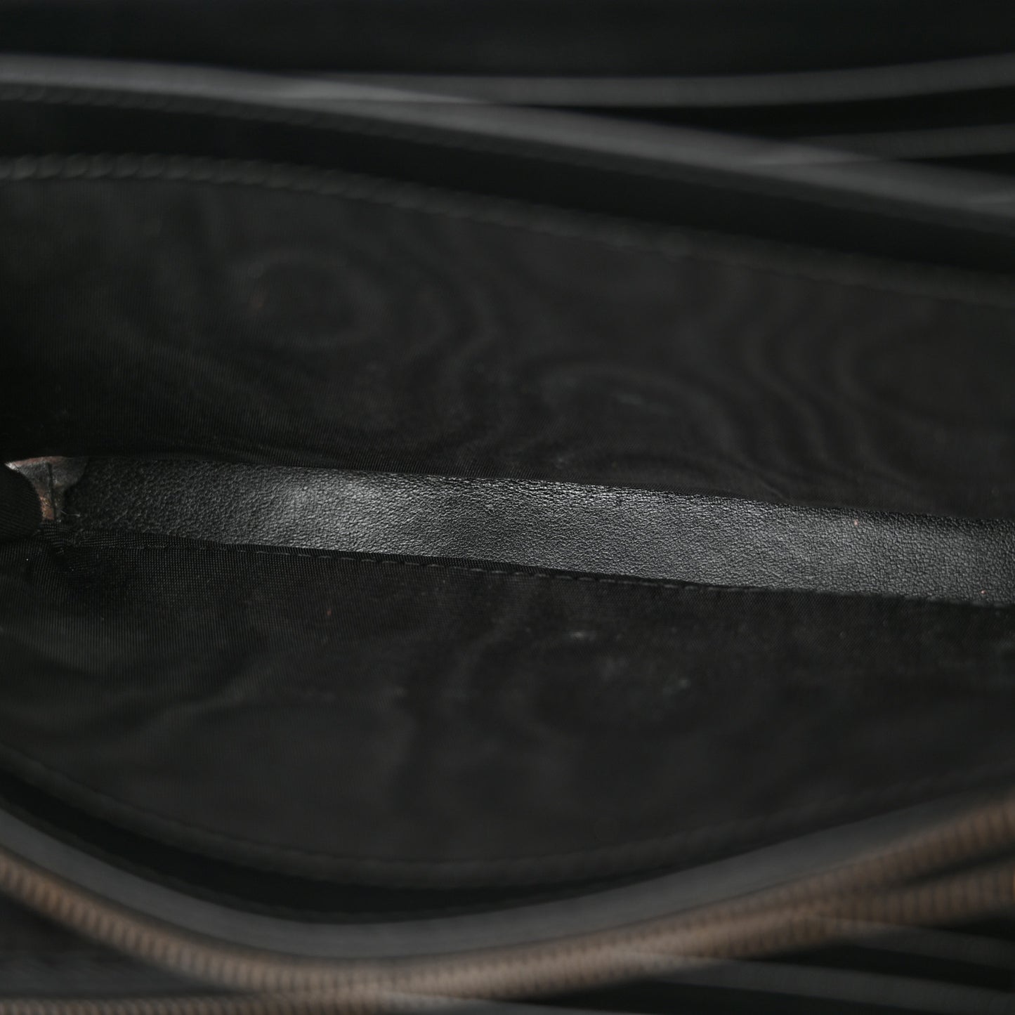 Calfskin Matelasse GG Marmont Chain Wallet Black