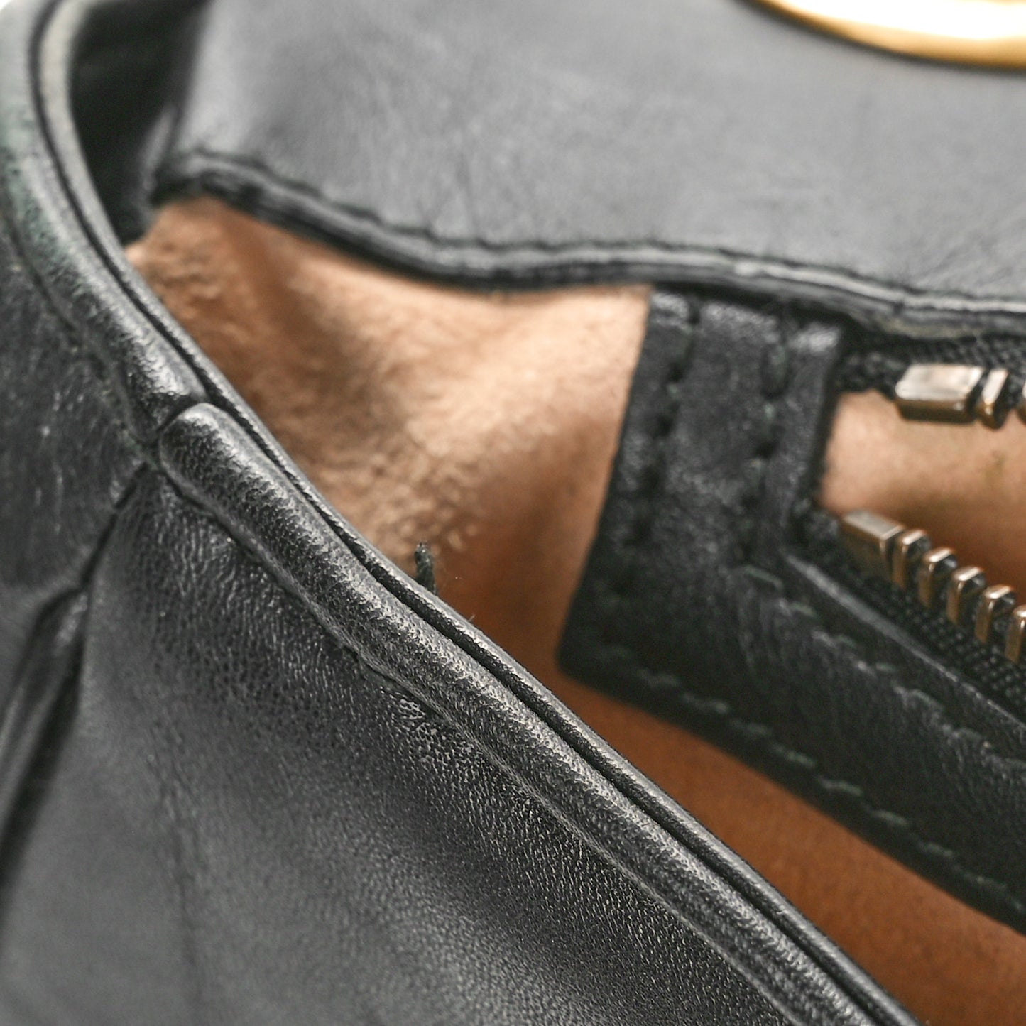 Calfskin Matelasse Medium GG Marmont Shoulder Bag Black