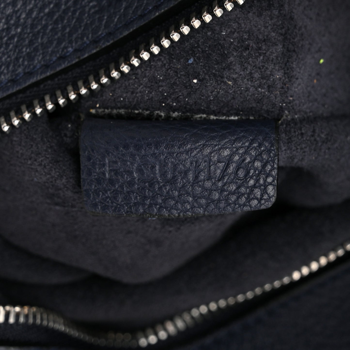 Soft Grained Calfskin Small Belt Cabas Phantom Navy