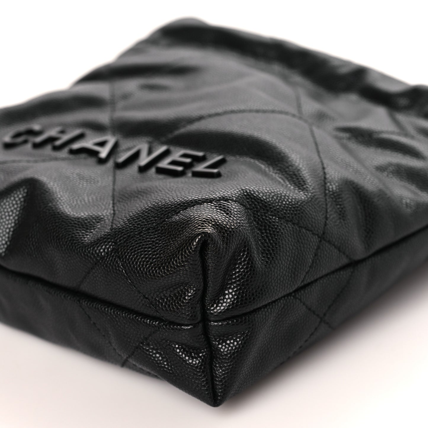 Shiny Caviar Quilted Monochrome Mini Chanel 22 Black