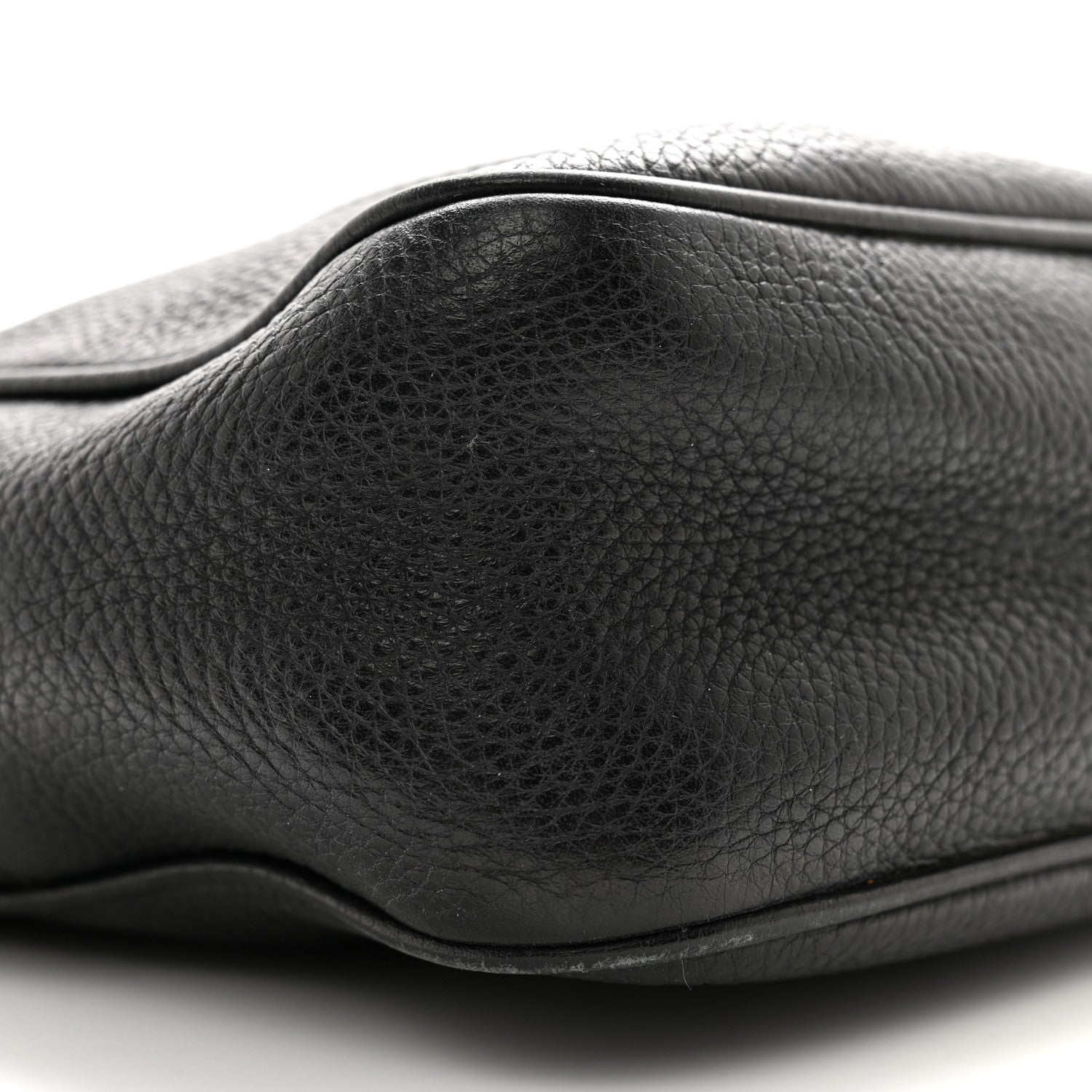 Gucci Pebbled Calfskin Small Soho Disco Bag Black 9 of 23