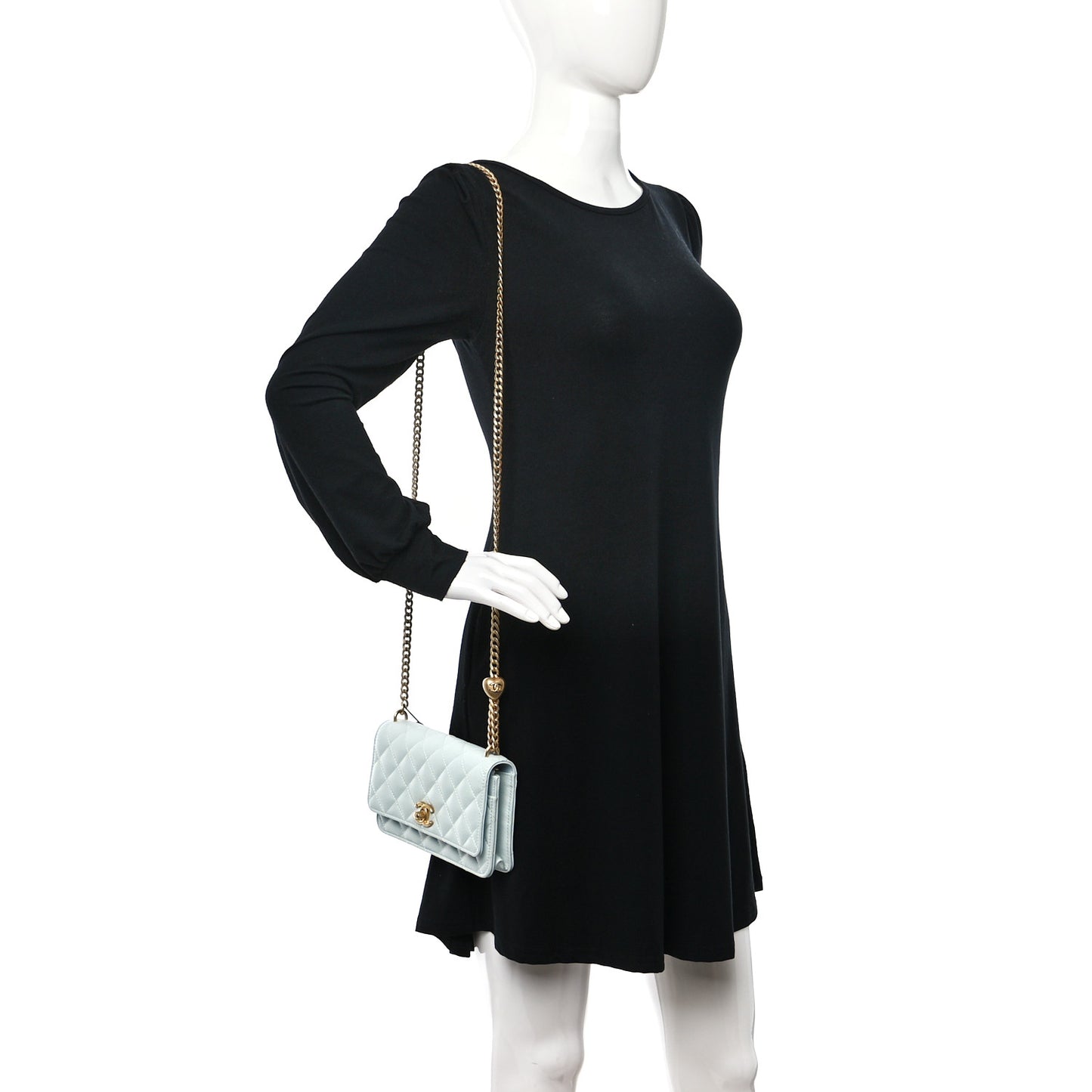 Caviar Quilted Sweetheart Wallet On Chain WOC Light Blue