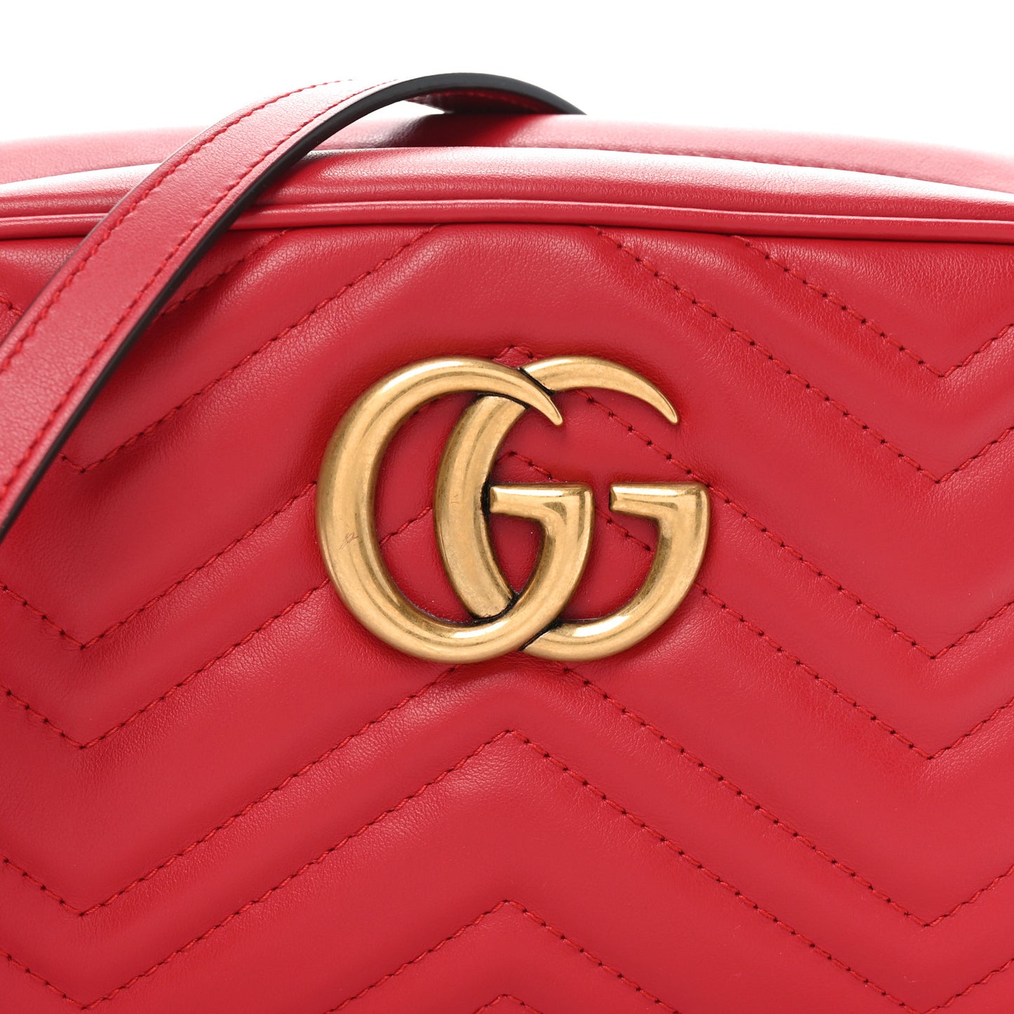 Calfskin Matelasse Small GG Marmont Chain Shoulder Bag Hibiscus Red