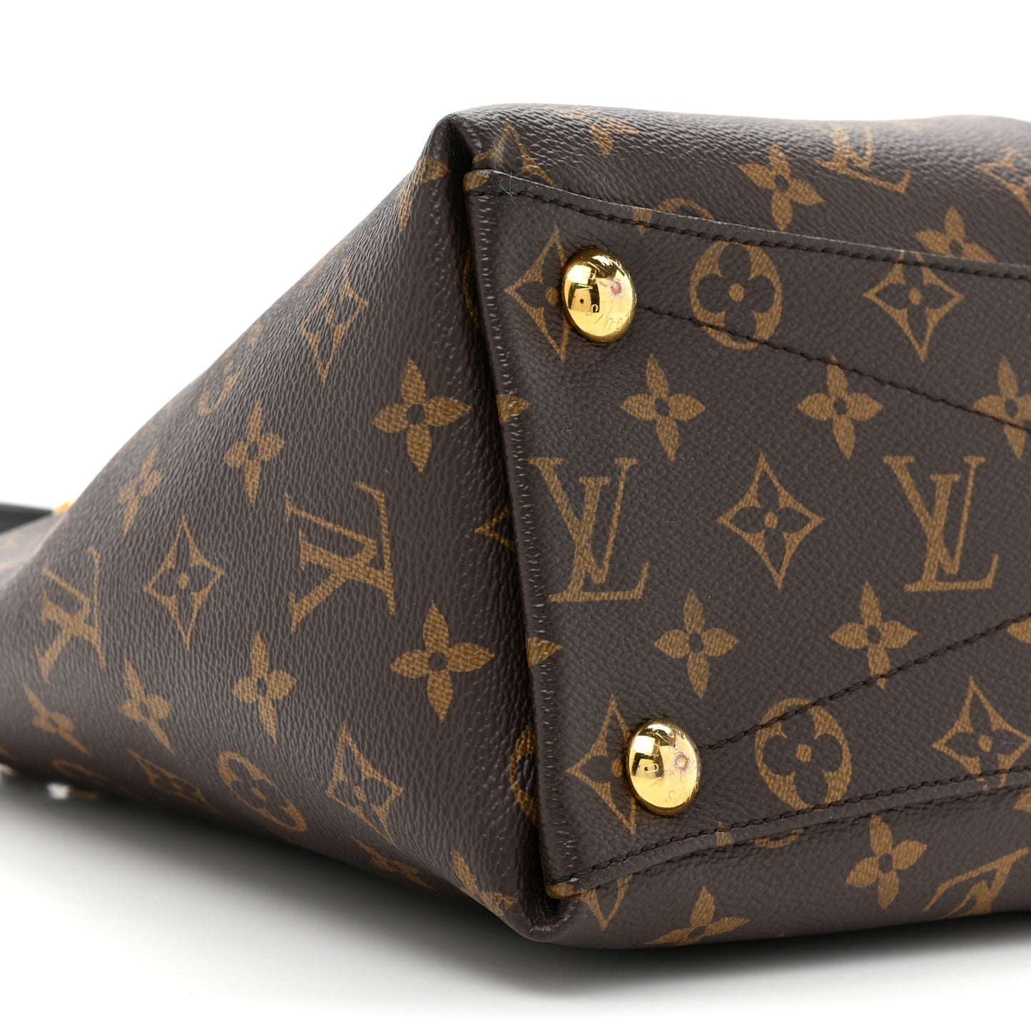 Monogram V Tote MM Khaki Cream