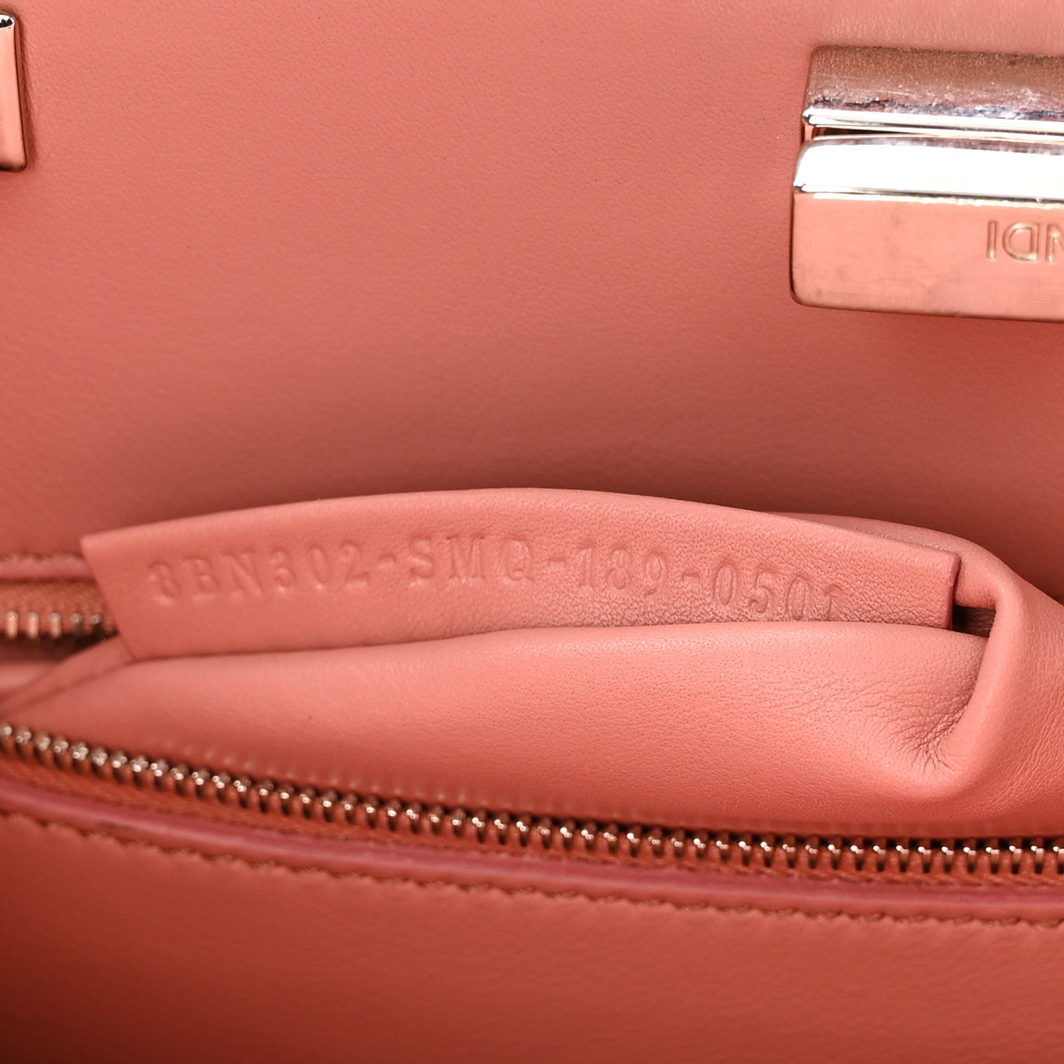 Fendi Vitello Tahiti Burro Medium Peekaboo Iconic Essentially Satchel Foresta Macaron 8 of 11