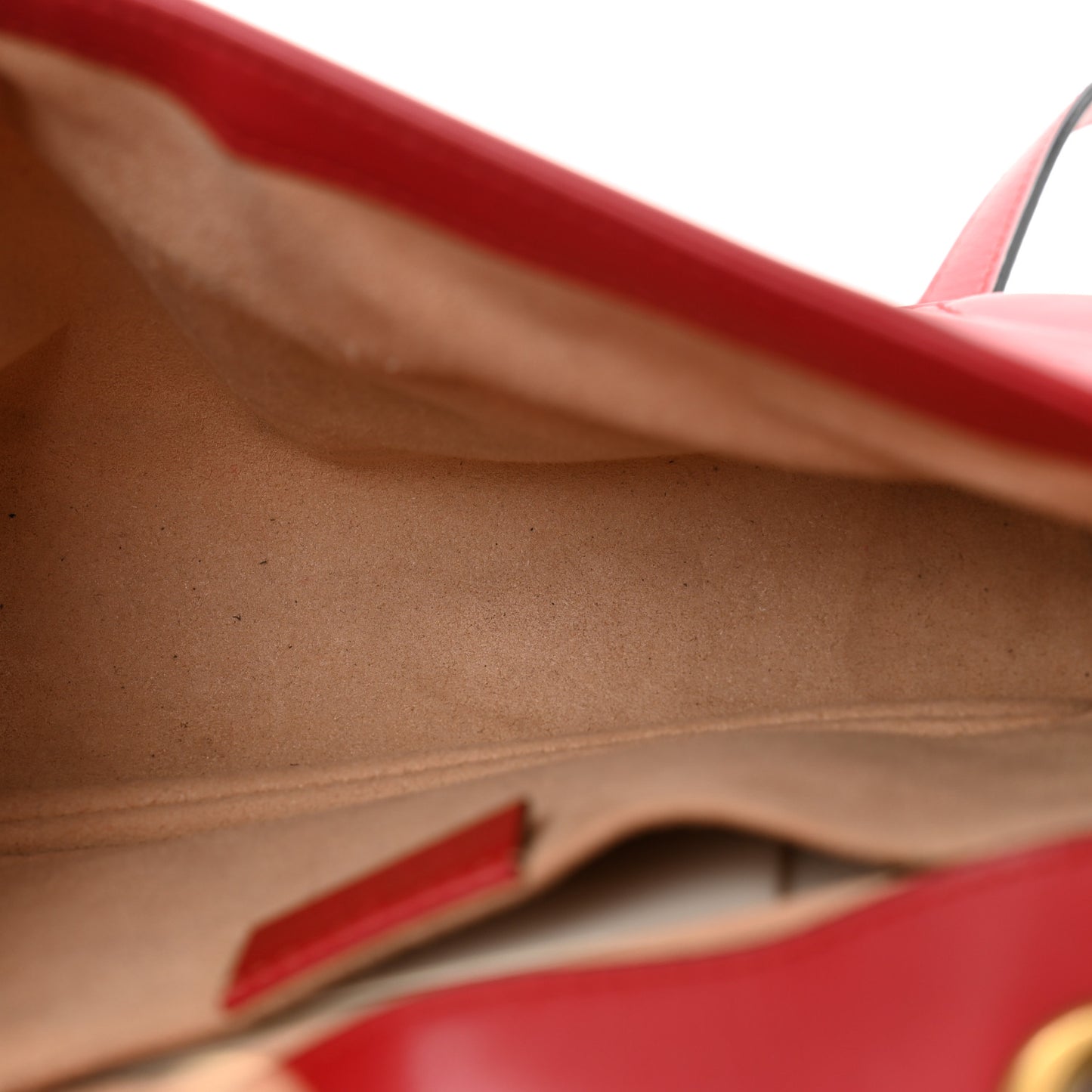 Calfskin Matelasse Small GG Marmont Shoulder Bag Hibiscus Red