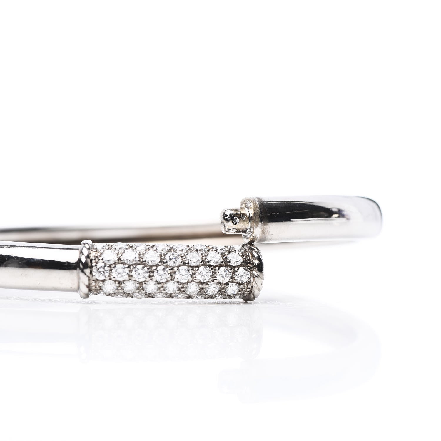 Van Cleef & Arpels 18K White Gold Diamond Philippine Bangle Bracelet 7 of 7