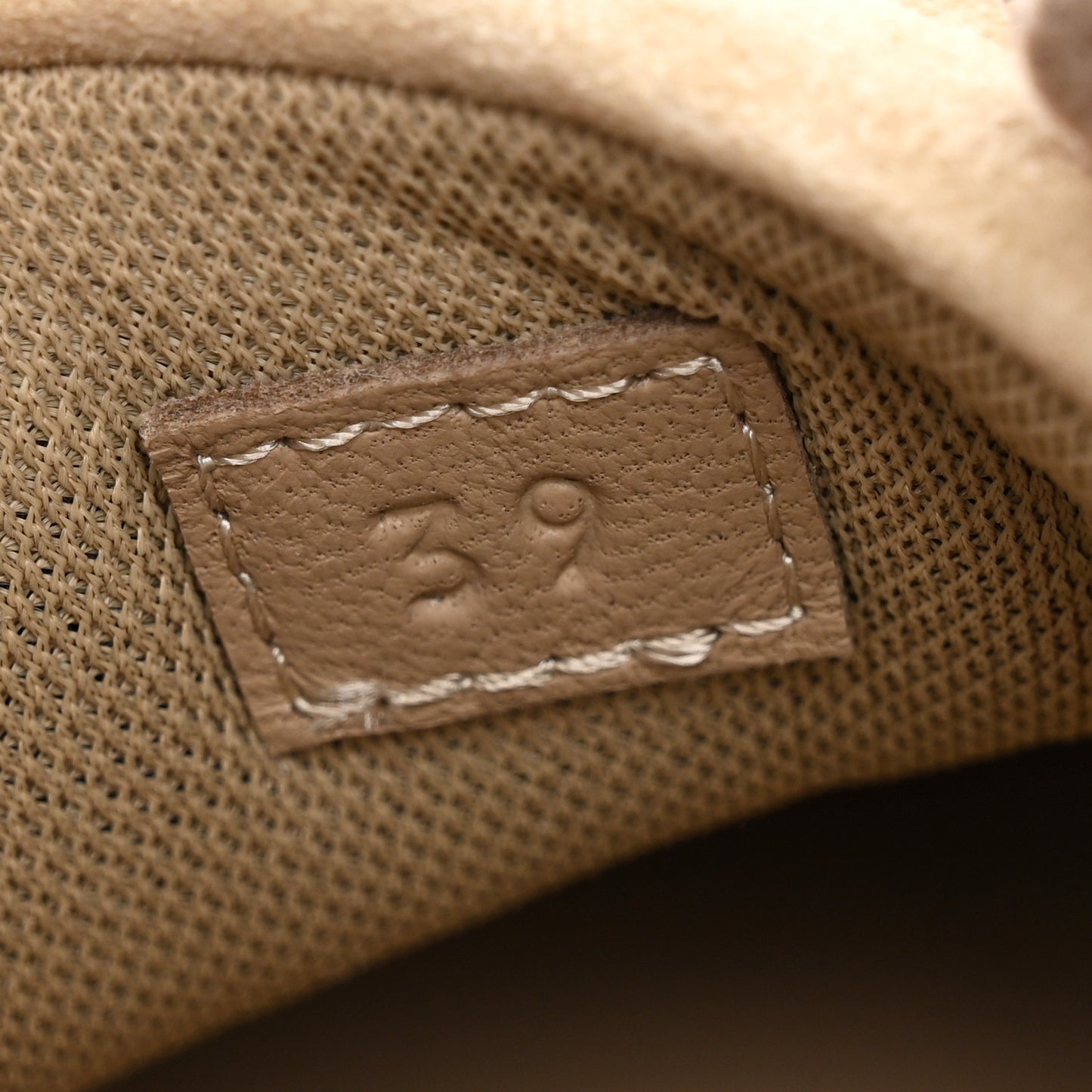 Air Mesh Suede Goatskin Bouncing Sneakers 39 Beige Argile