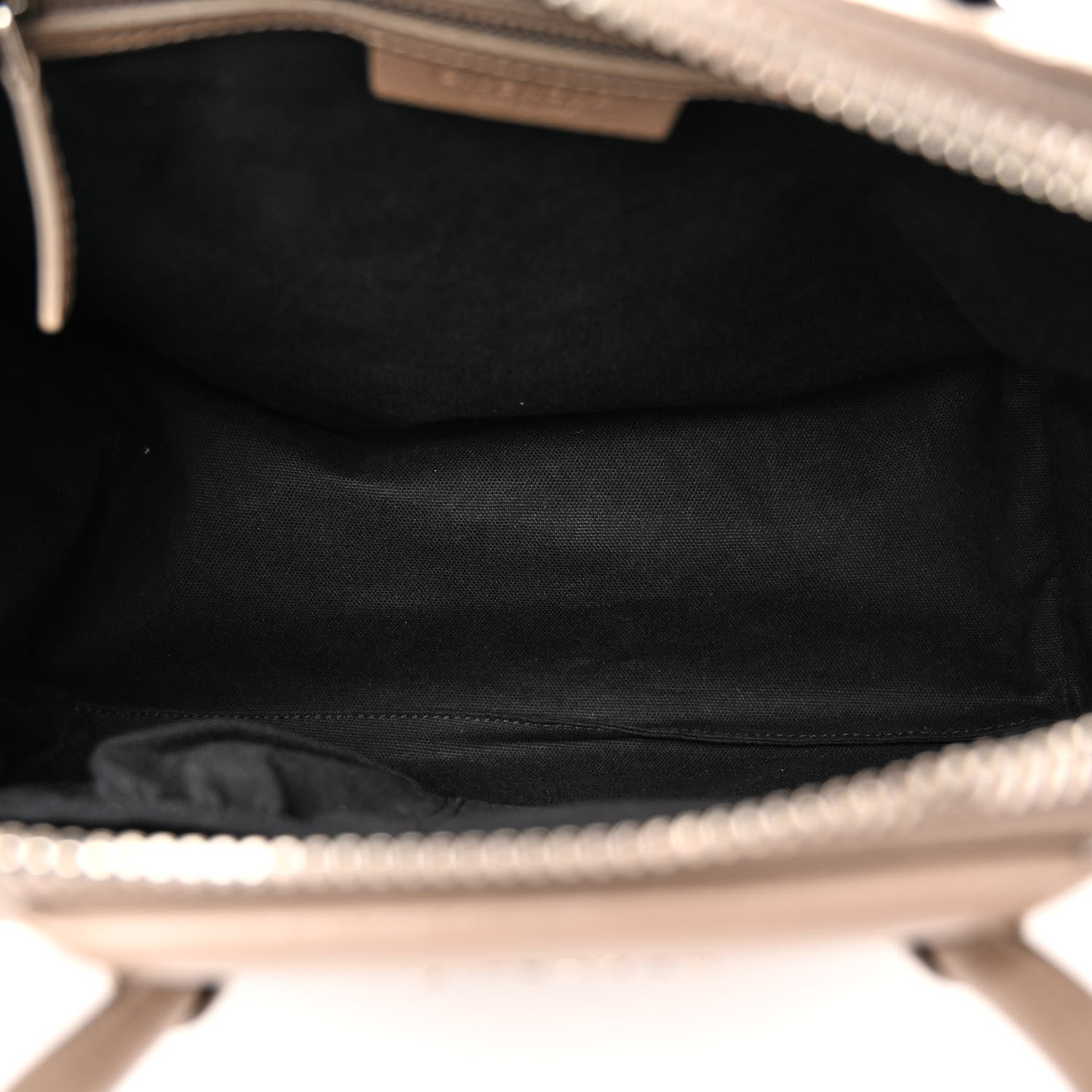 Givenchy Sugar Goatskin Medium Antigona Sand 5 of 16