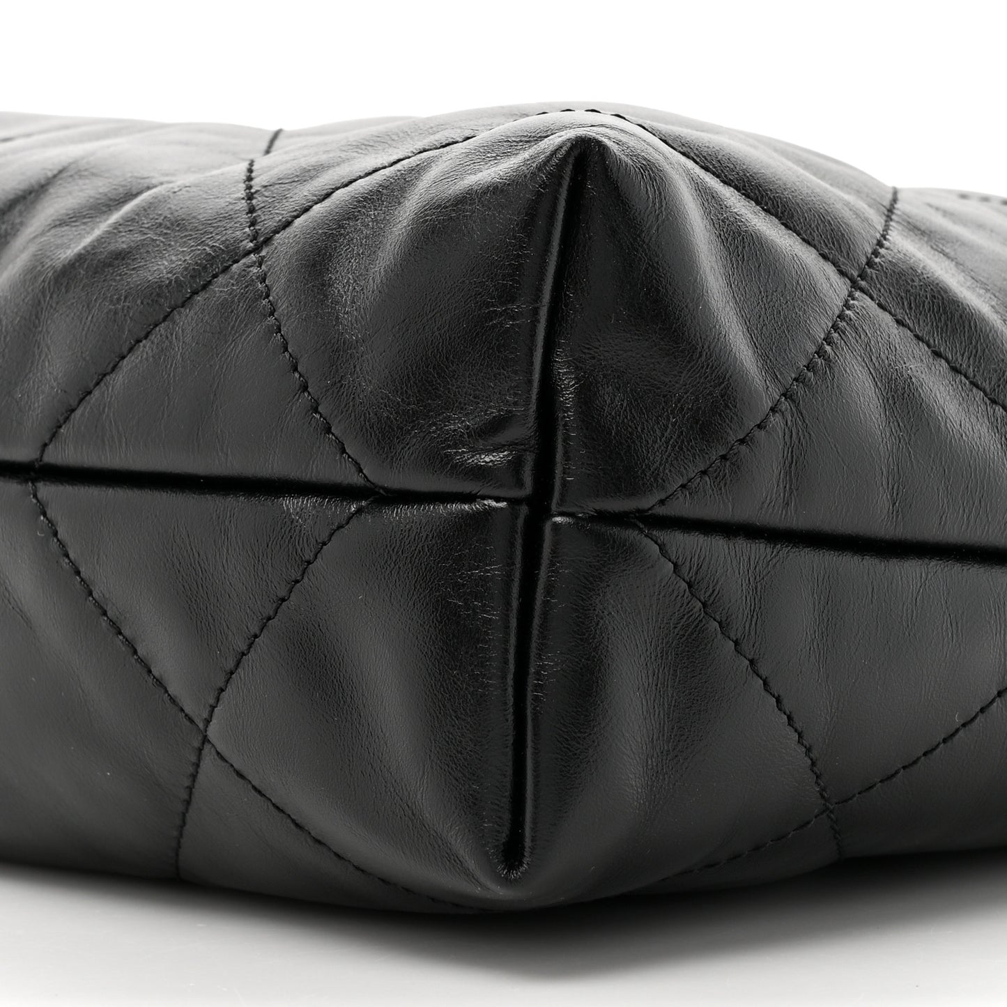 Shiny Calfskin Quilted Small Chanel 22 Black