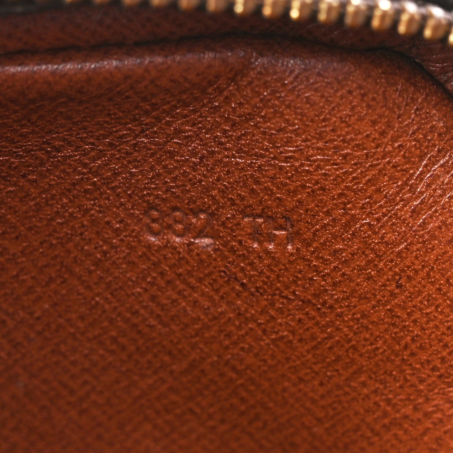 Monogram Pochette Marly Dragonne 22