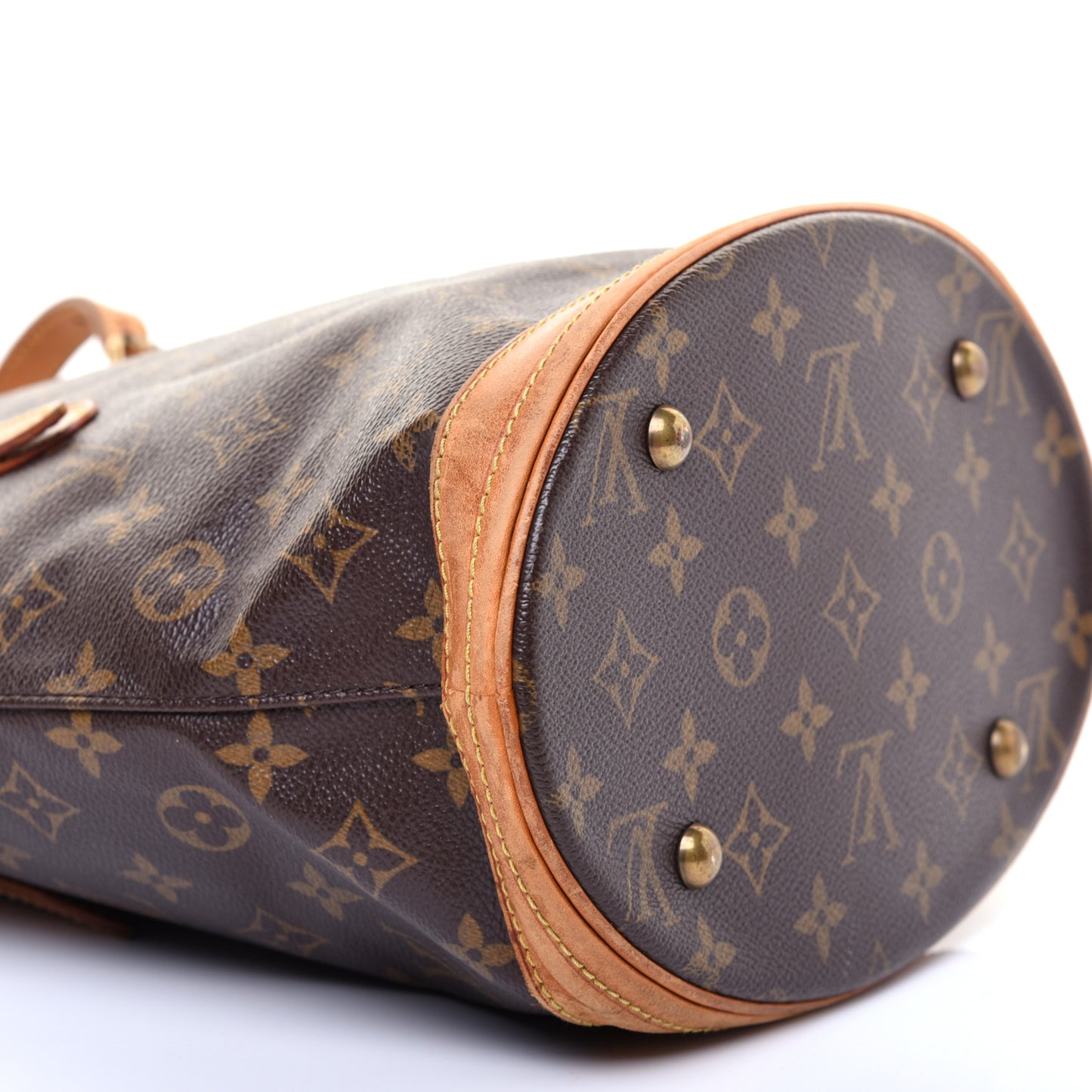 Monogram Petit Bucket 23