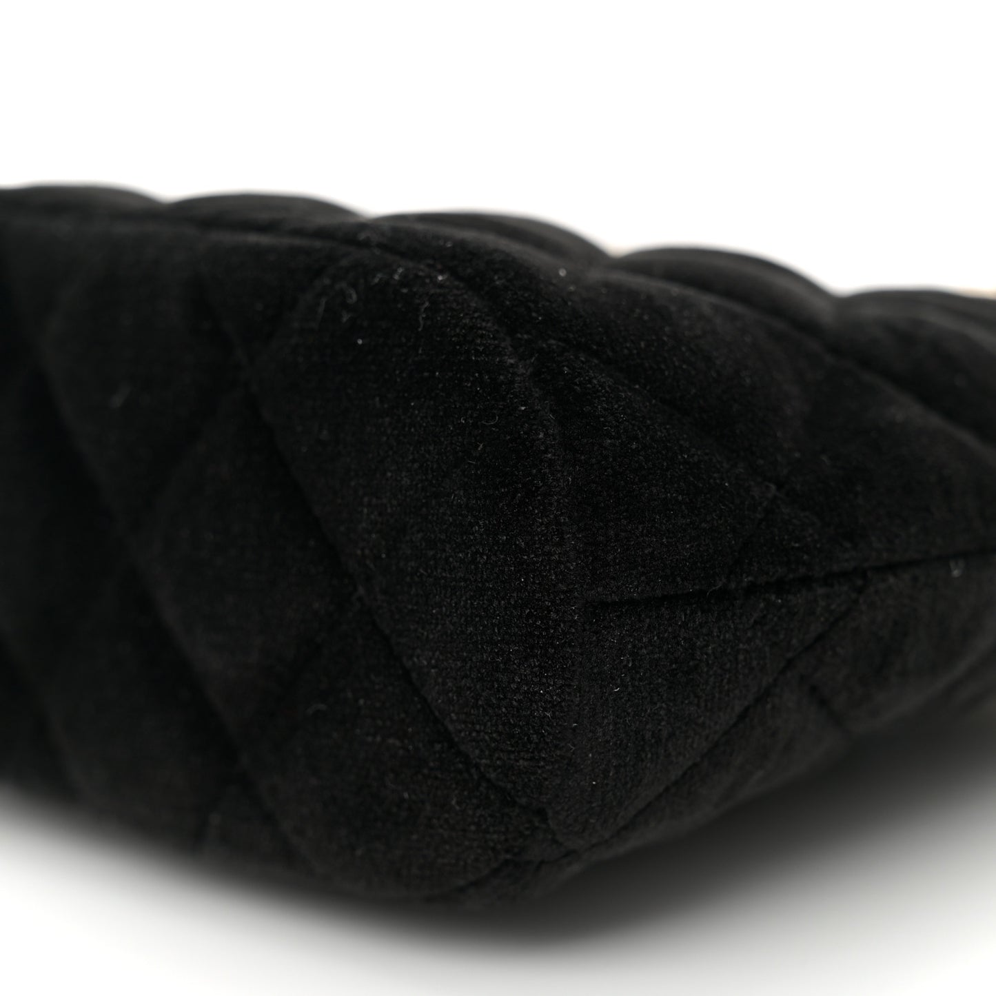 Velvet Quilted Shiny Coco Clutch With Chain Black