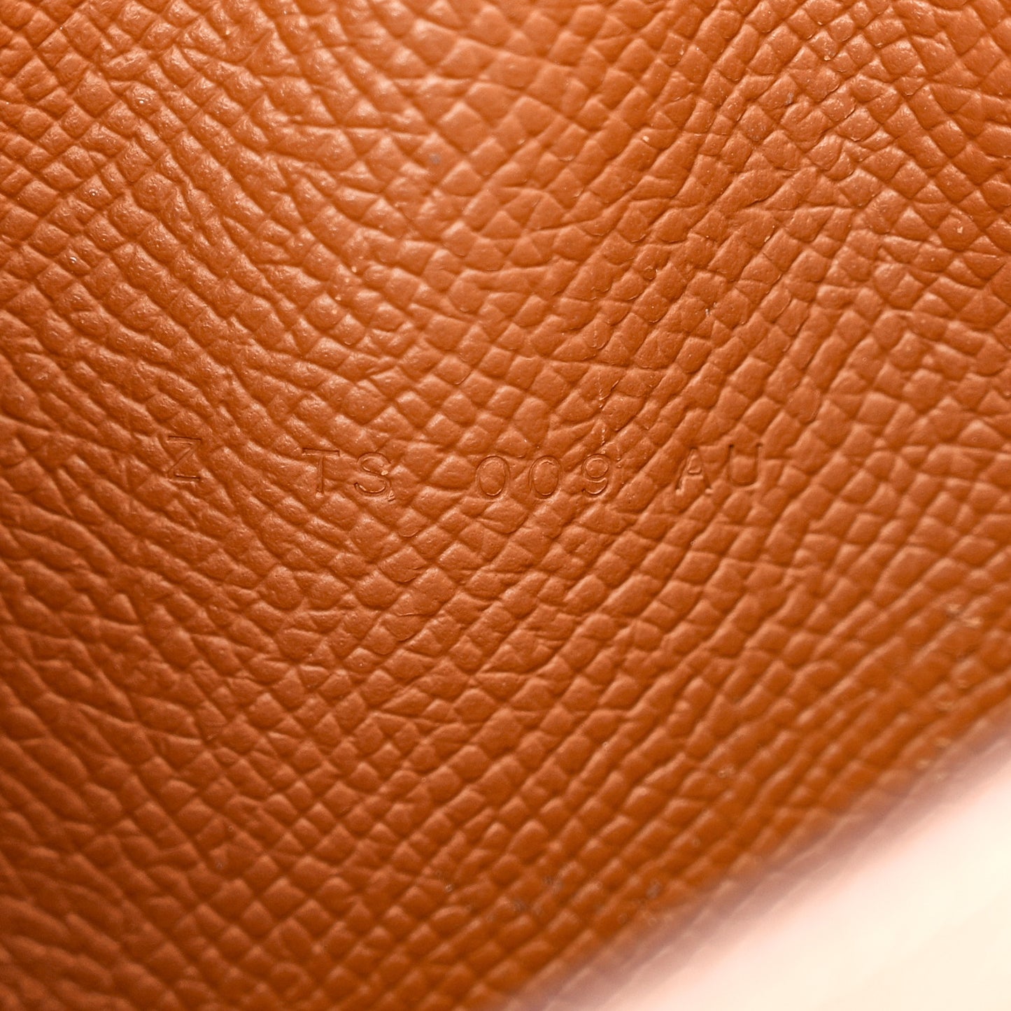 Epsom Kelly Pocket Compact Wallet Gold