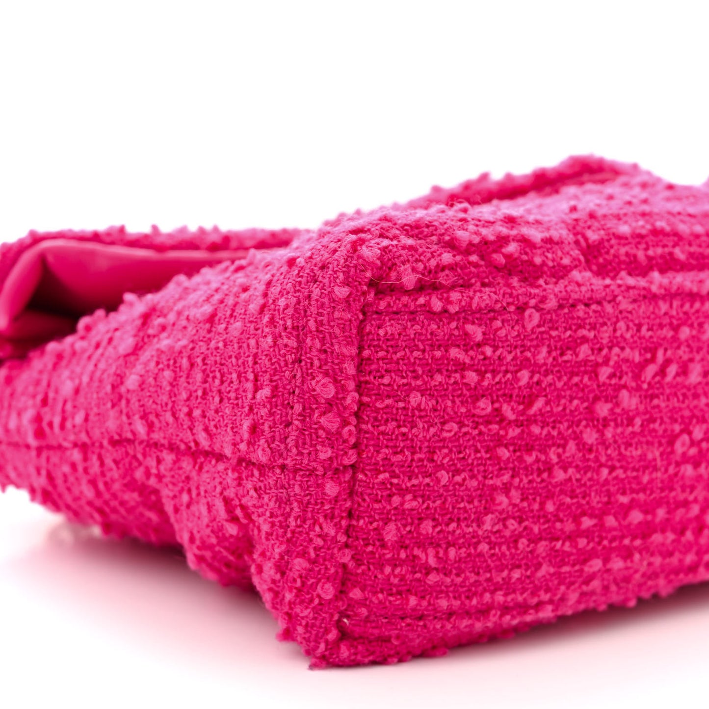 SAINT LAURENT Boucle Tweed Quilted Toy Loulou Puffer Monogram Chain Satchel Magenta