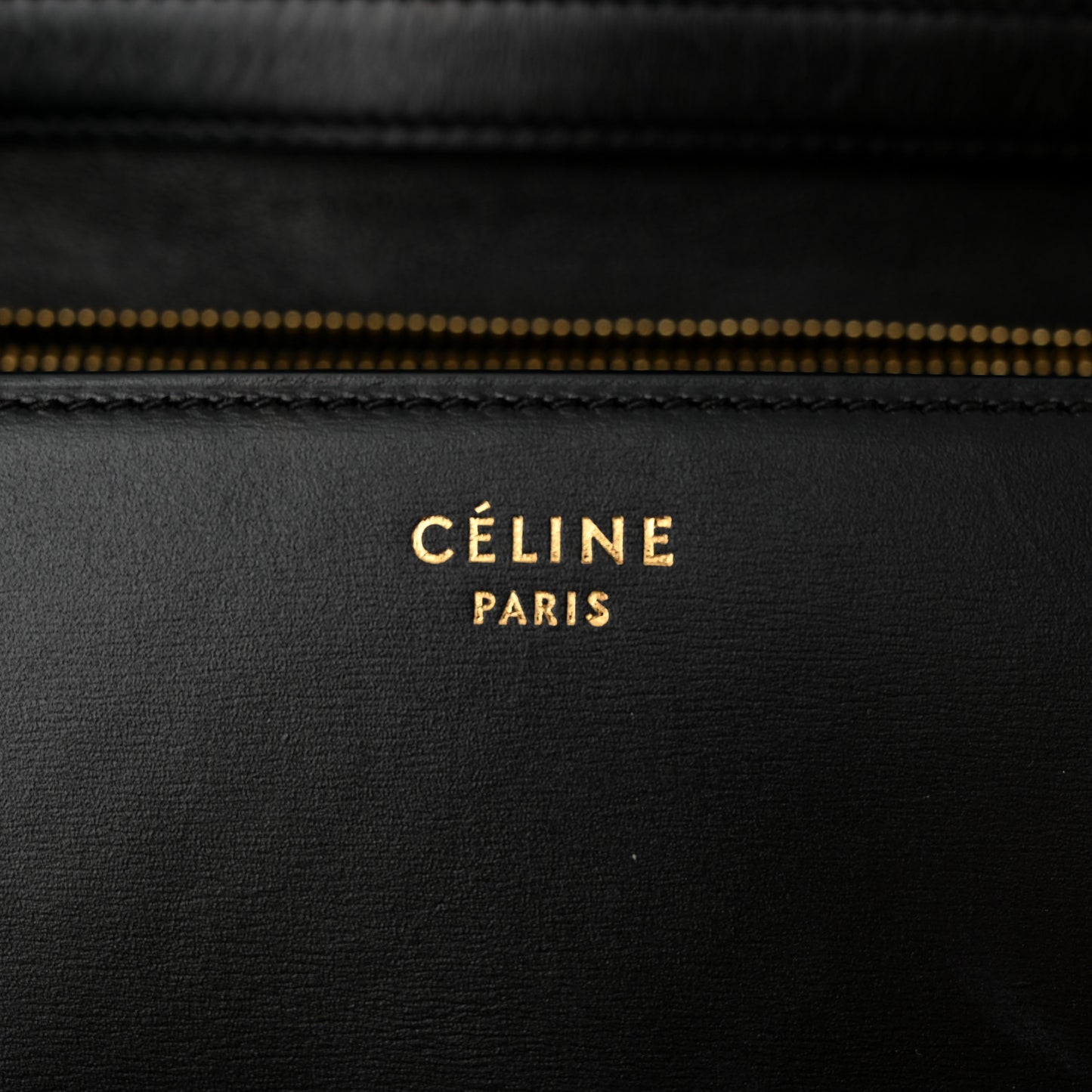 Box Calfskin Medium Classic Box Flap Bag Black
