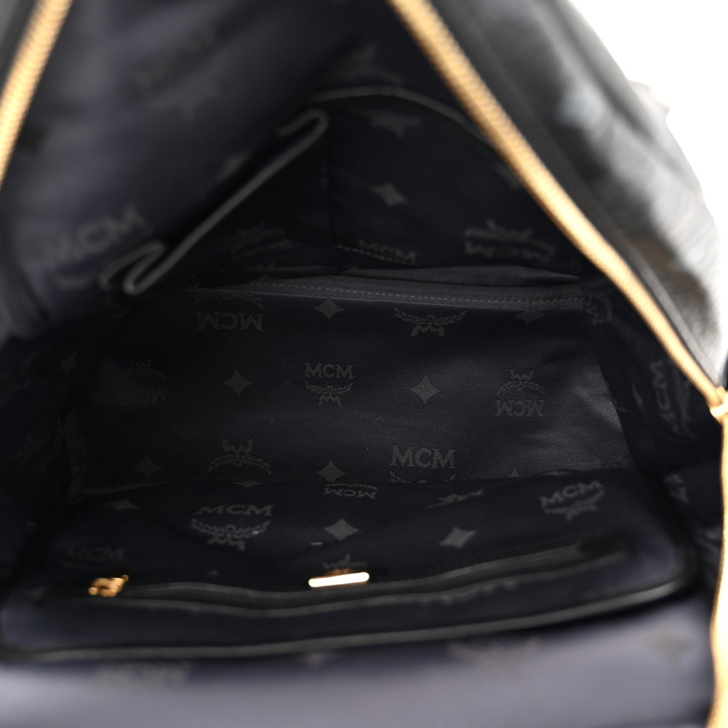 Visetos Studded Medium Stark M Backpack Black
