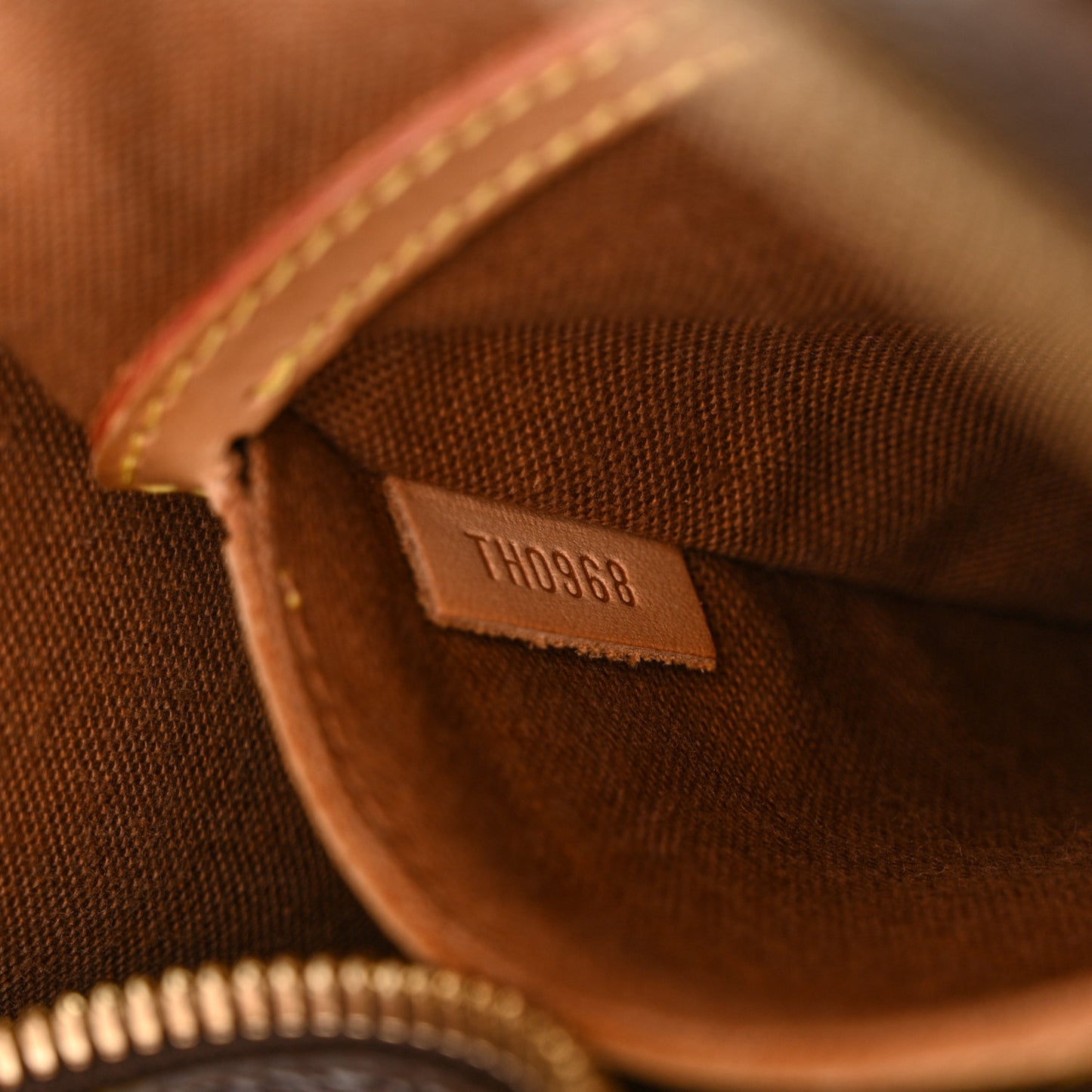 Monogram Alma PM