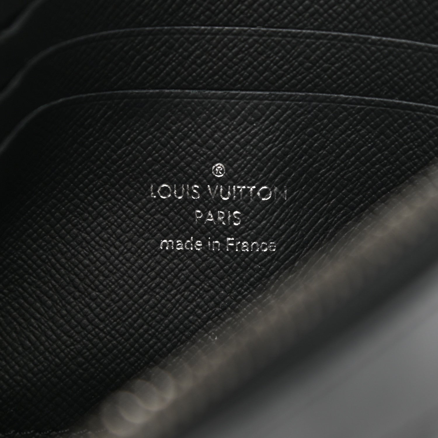 Louis Vuitton Monogram Eclipse Discovery Pochette 6 of 6