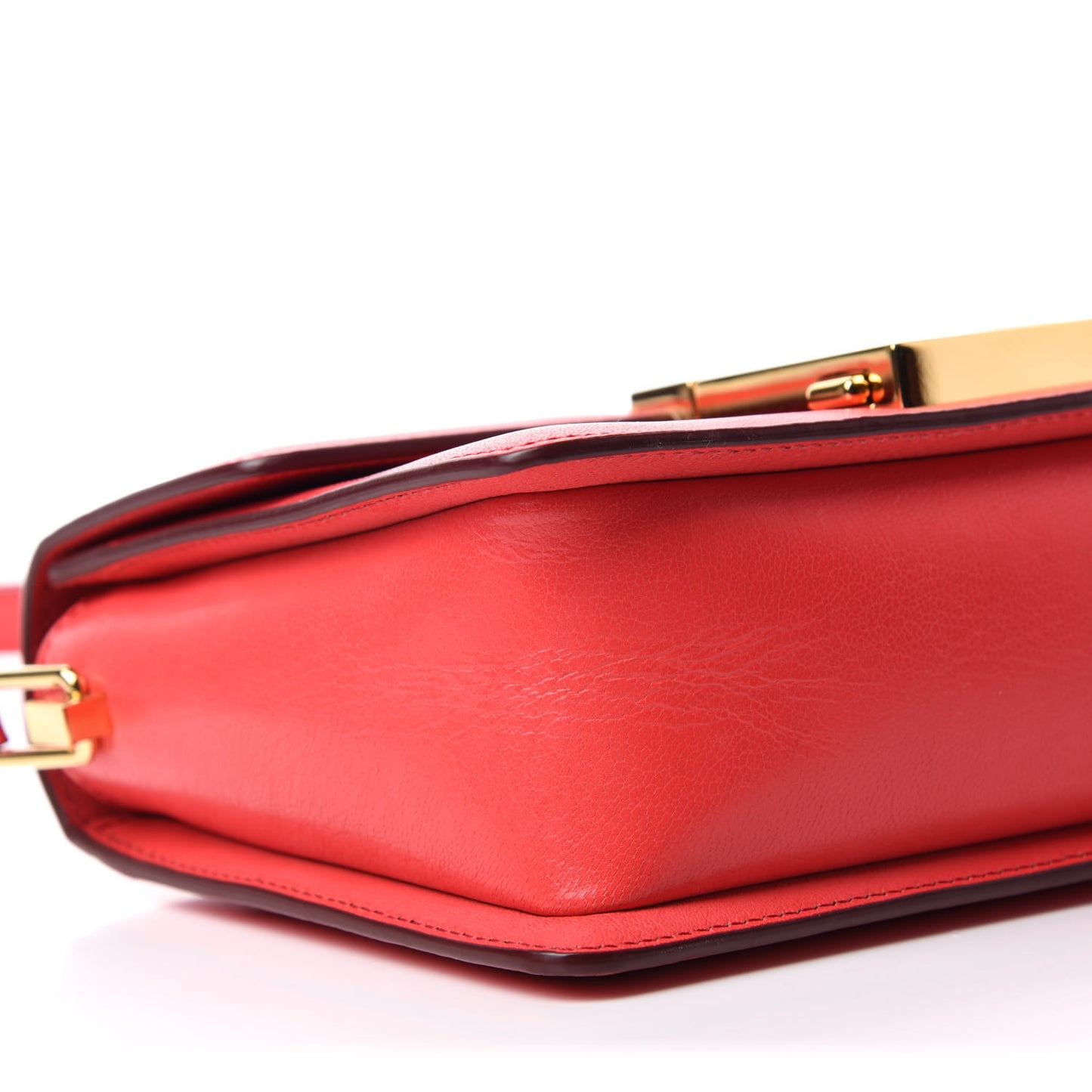 Shiny Goatskin T Clasp Shoulder Bag Red