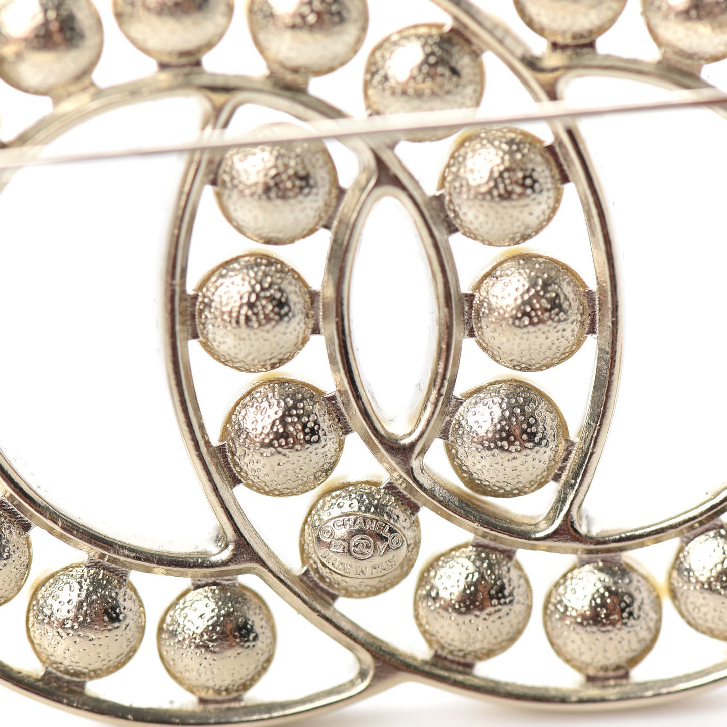 Pearl CC Brooch Light Gold