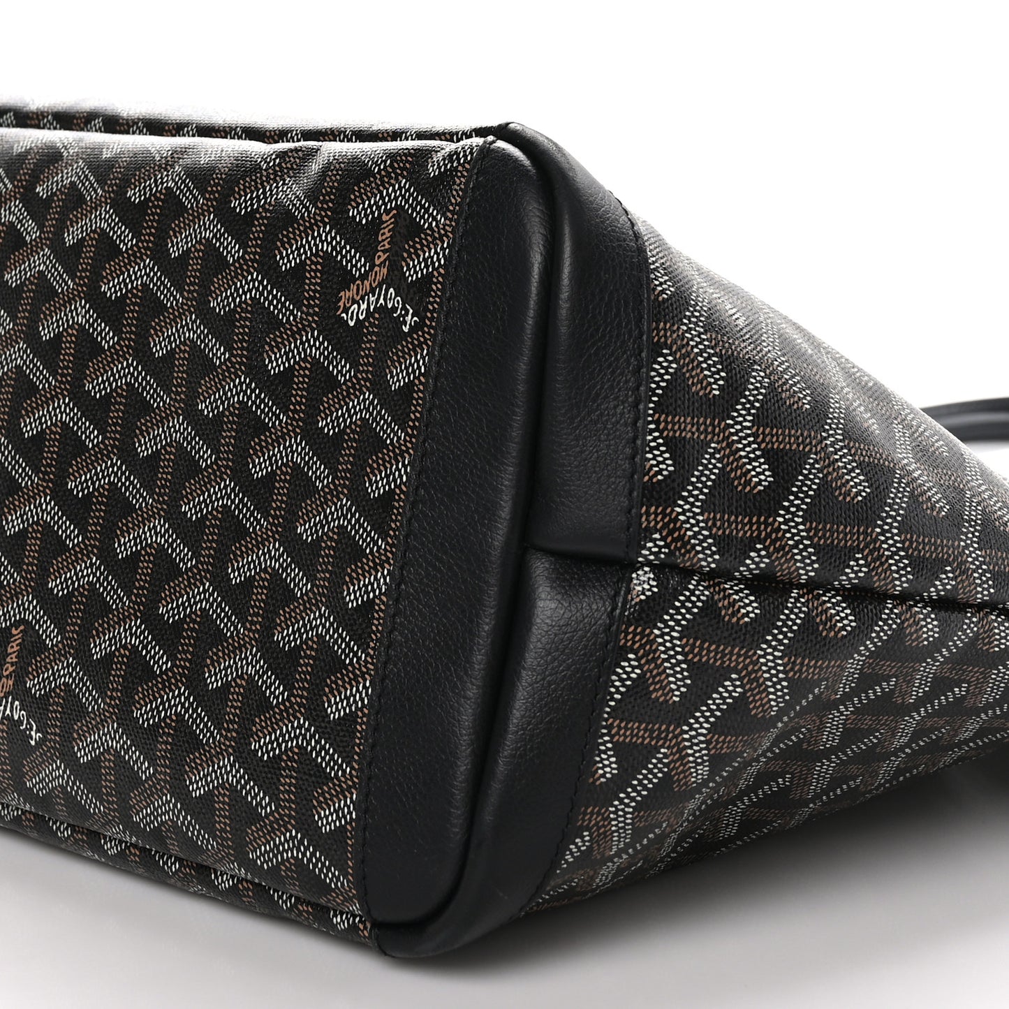 Goyardine Artois MM Black